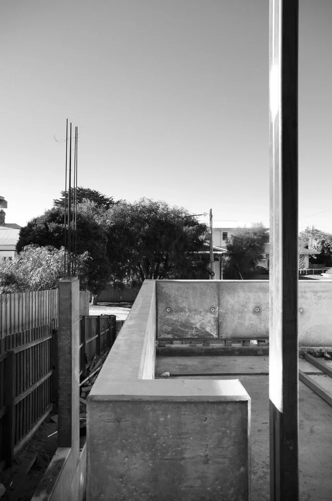 barwon-head-conrete-house-bw.webp