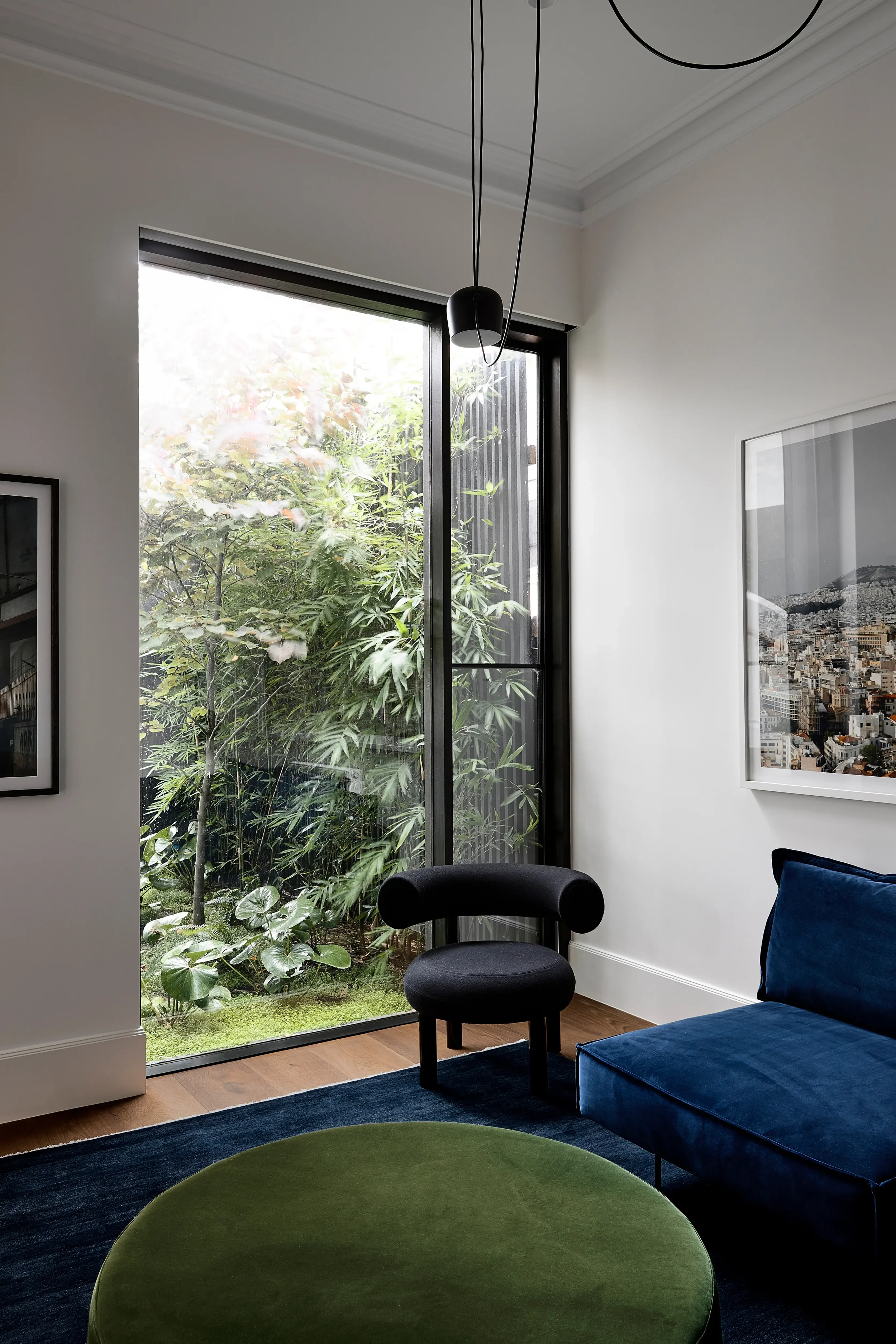 middle-park-house-sitting-2.webp