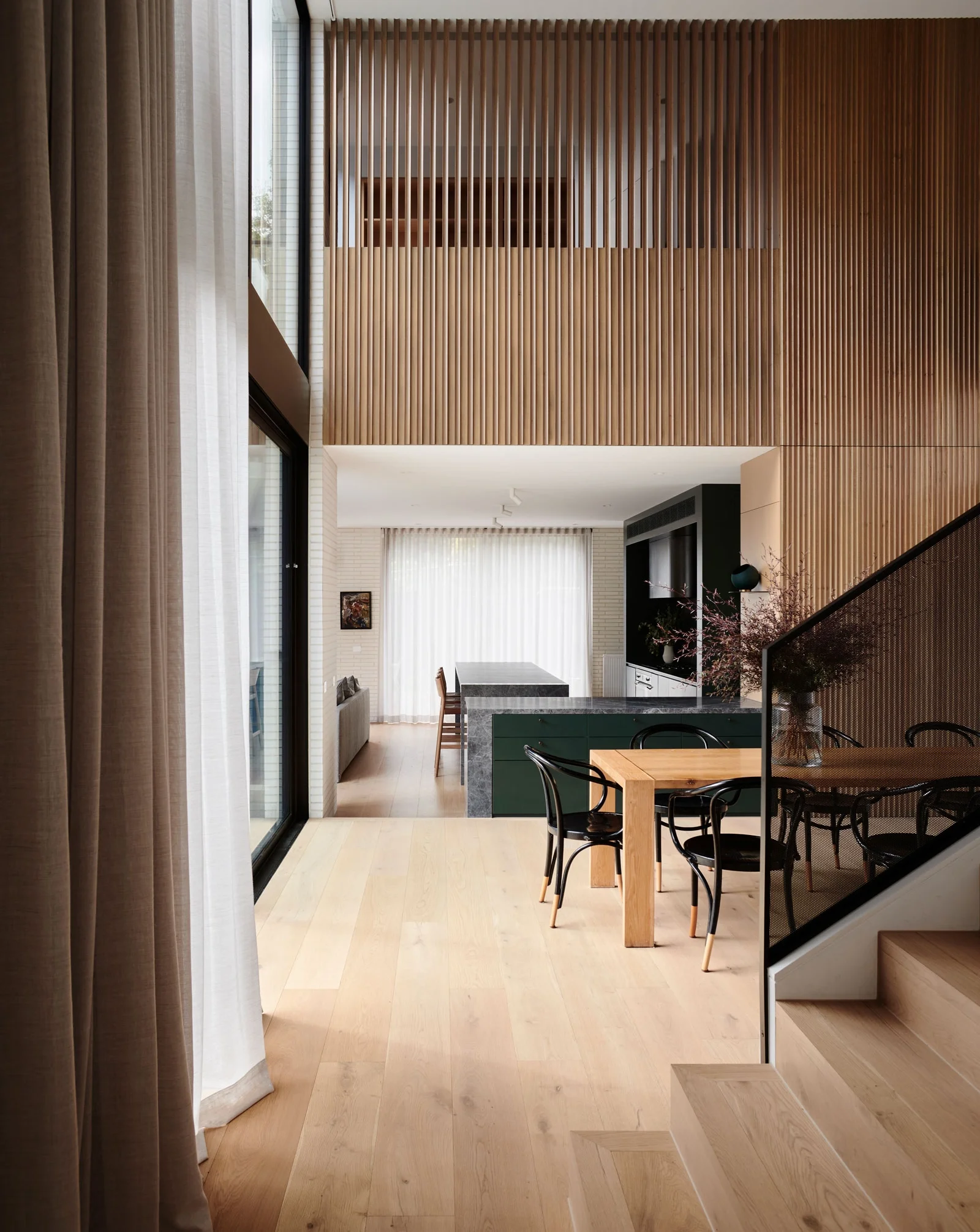 Lynch-residence-house-3.webp