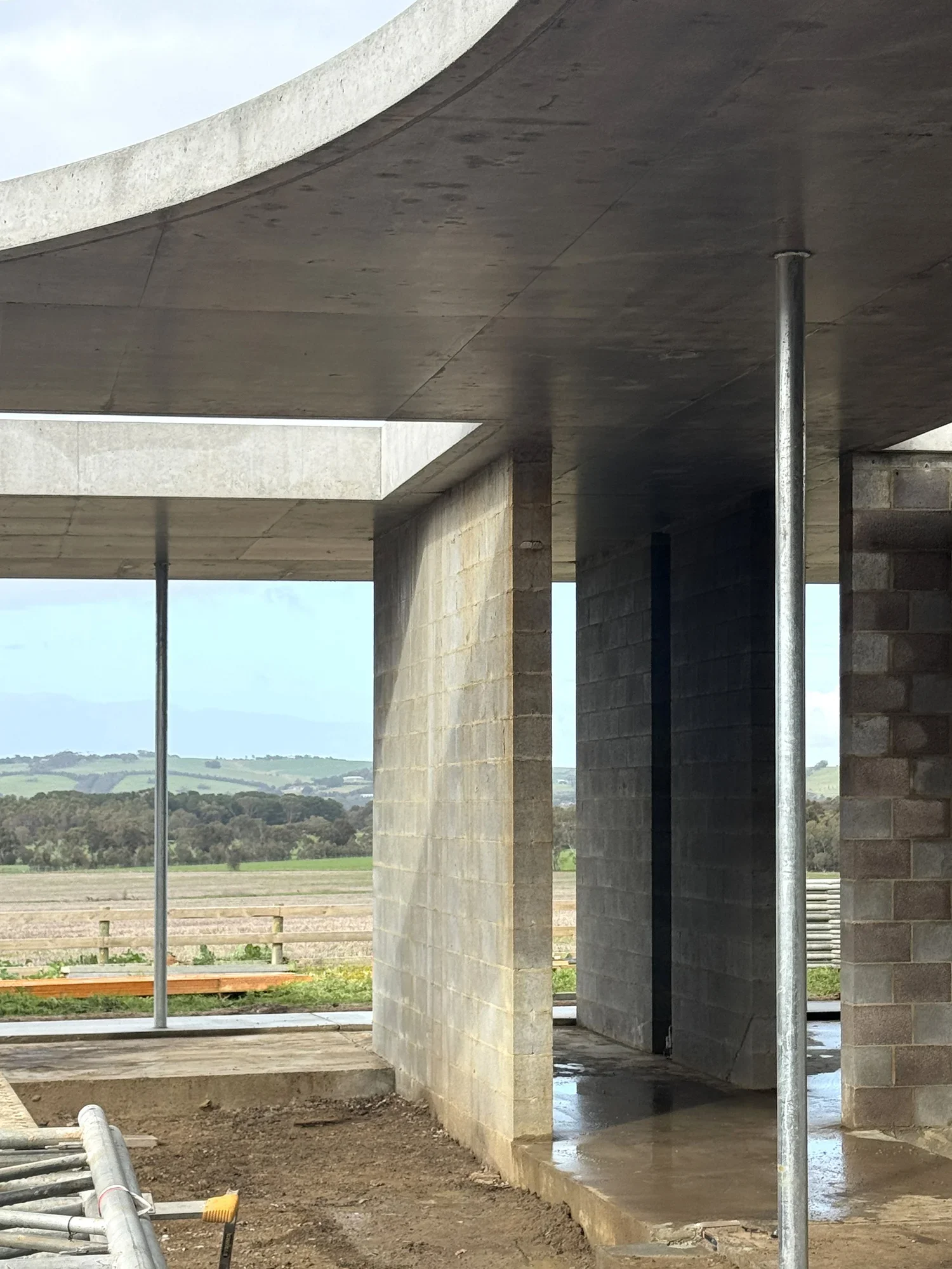 Stonehaven-concrete-house-3.webp