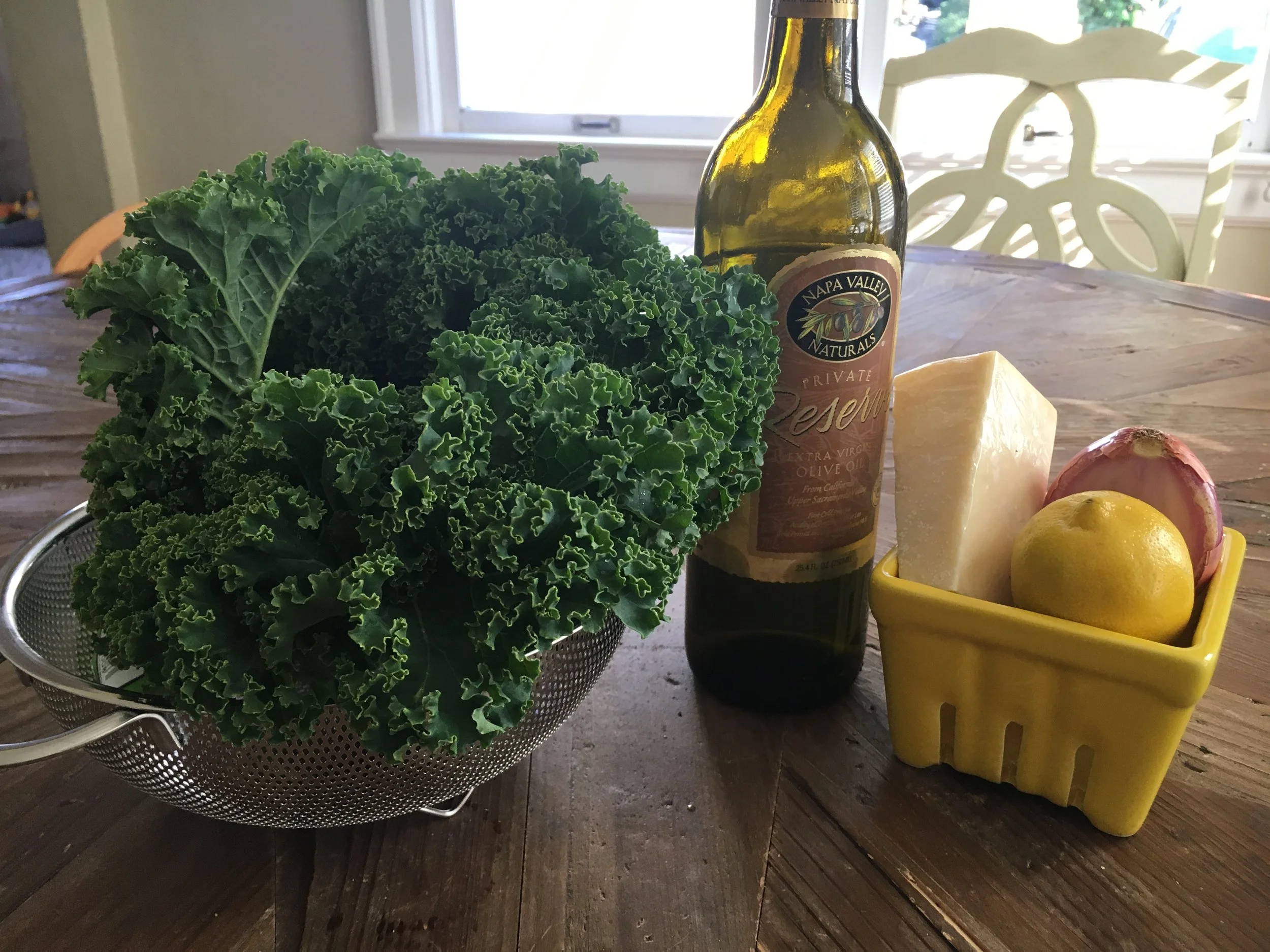 How to make a "Bomb Kale Salad"