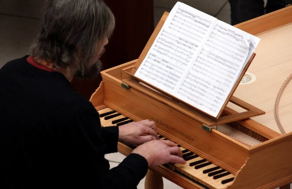Italian single strung harpsichord made by Colin Booth who has been an important part of recent Sligo Festival of Baroque Music, as harpsichordist, bringing a number of instruments, as technician and as maker talking about technical, historical and aesthetic aspects.