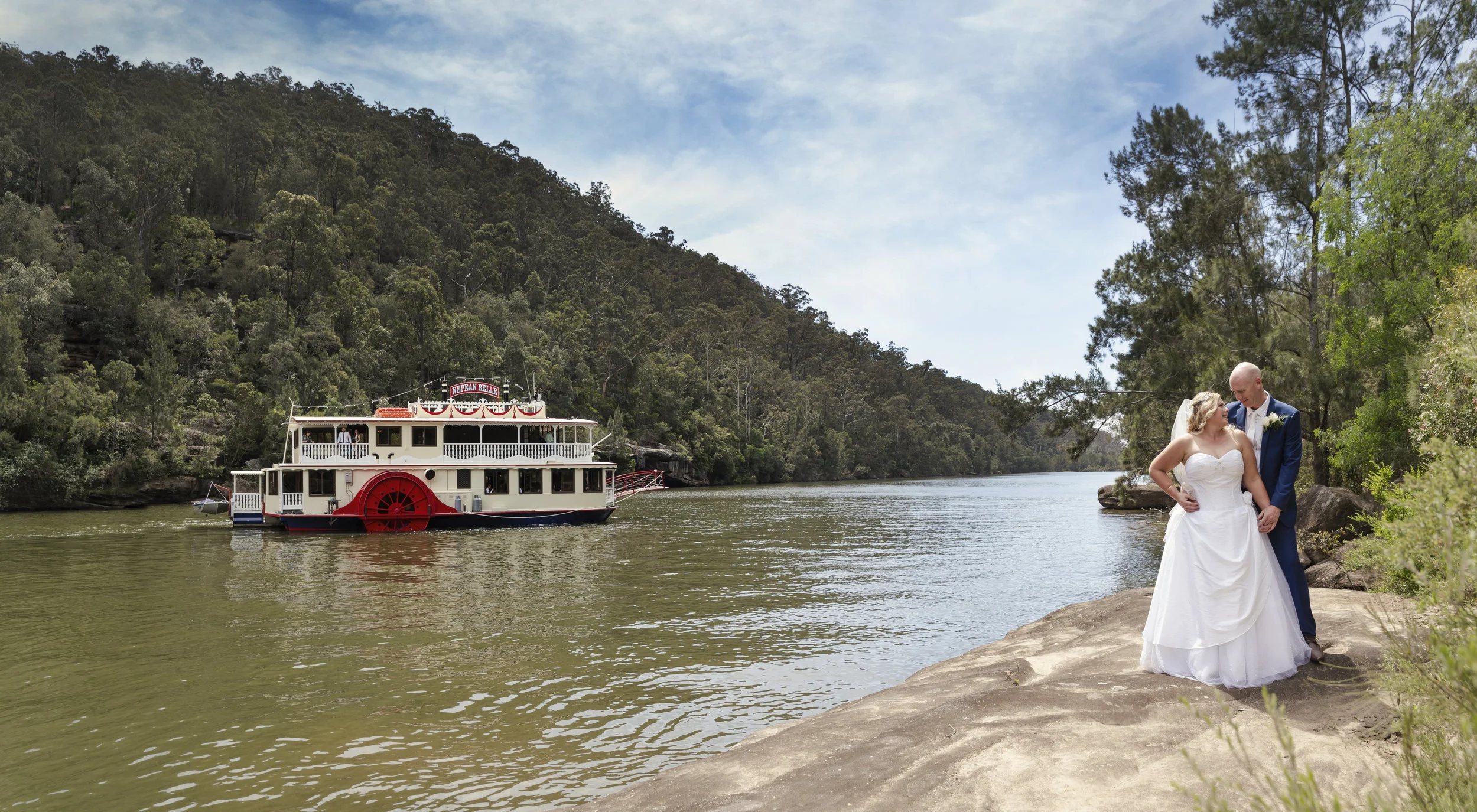 a wedding on the nepean belle offers you unforgettable scenery with unique photographic opportunities that are only accessible from the belle