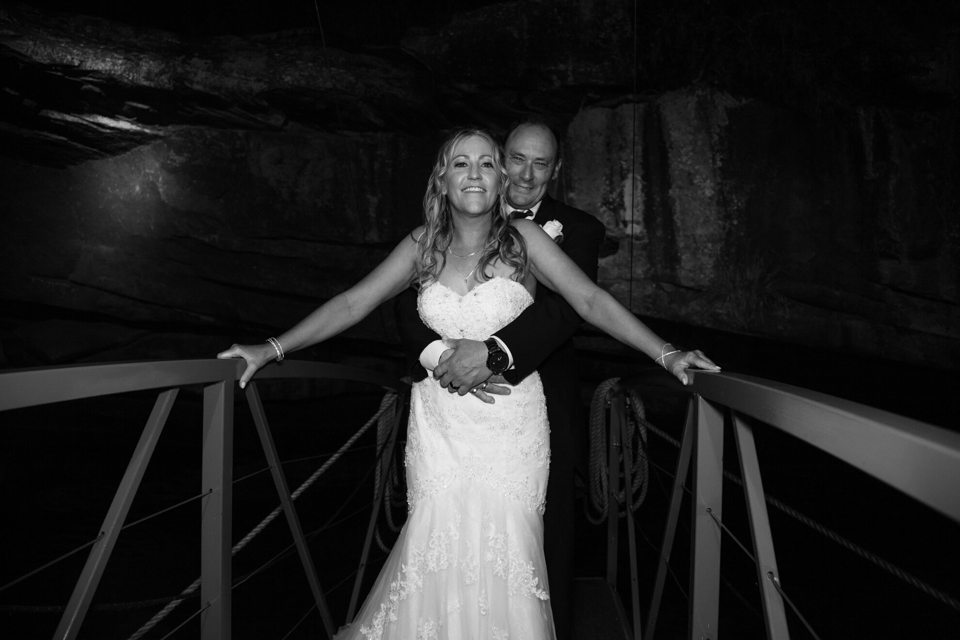 Belle wedding henry anita gangway rose jack titanic pose night gorge black and white.jpg