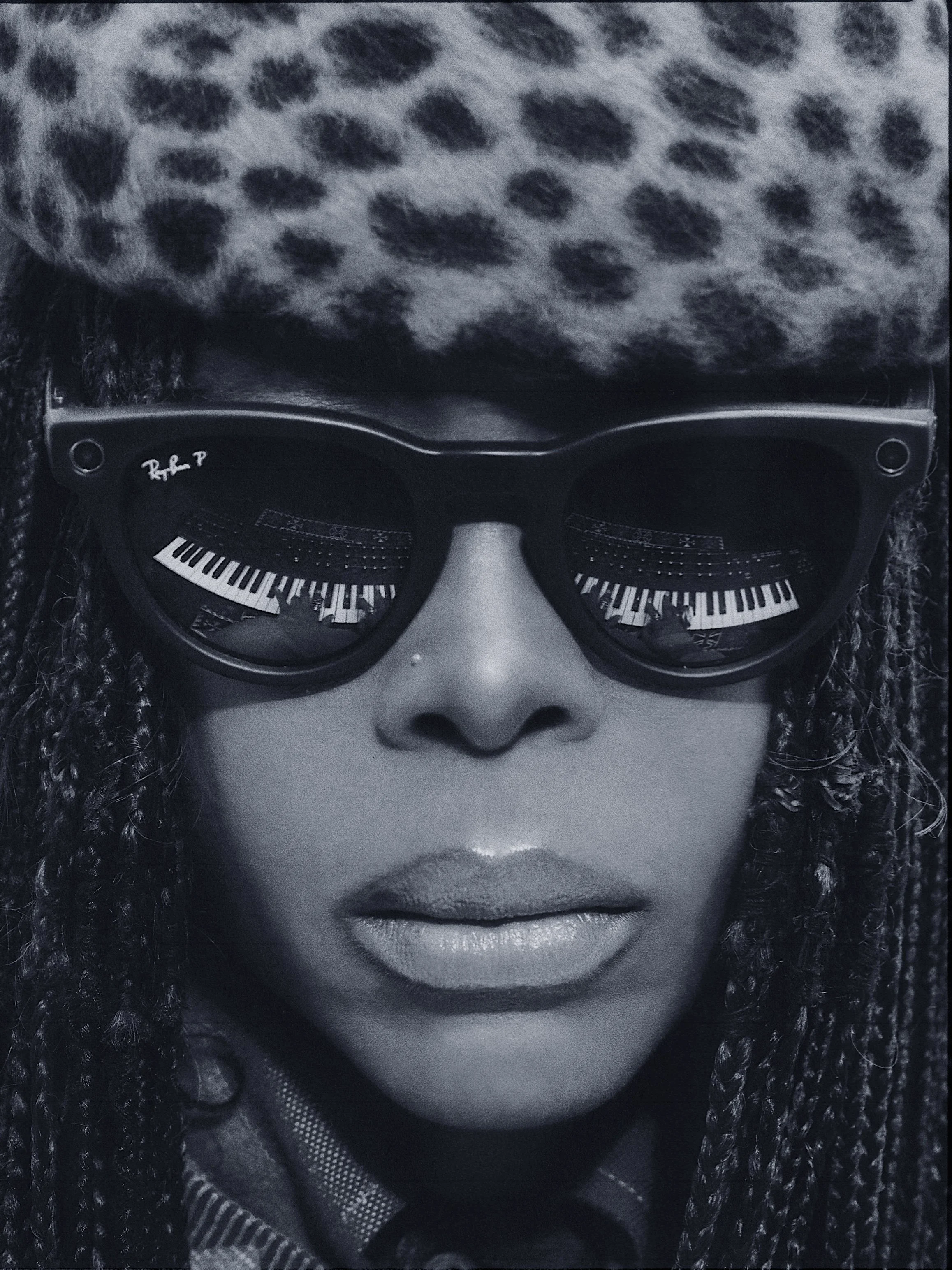 231029_RayBan_Meta_Erykah-0388copy2-FINAL2.jpg