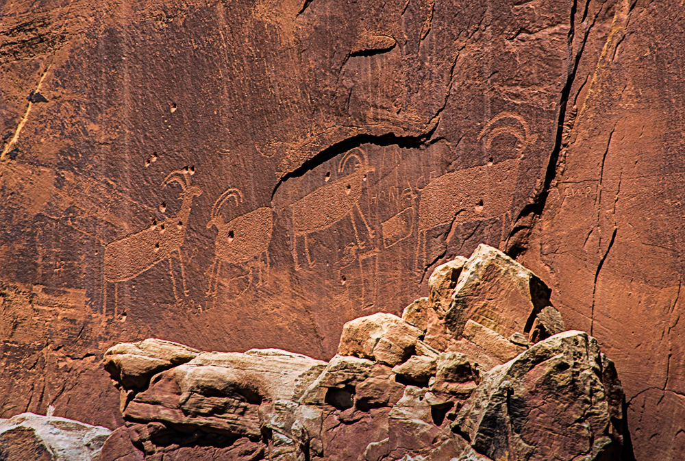 Petroglyphs, Capitol Reef Nat Park - 2