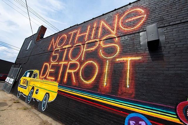 NOTHING STOPS DETROIT 🎯
Finished wall from @doylehuge for @muralsinthemarket 
Check out all 45 NEW MURALS AT News.1xRun.com - also be sure to grab limited edition prints and original artwork at the link in our bio to help support these artists and t
