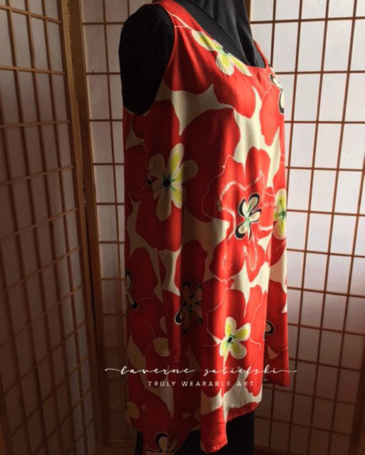 red-flr-sundress2.gif