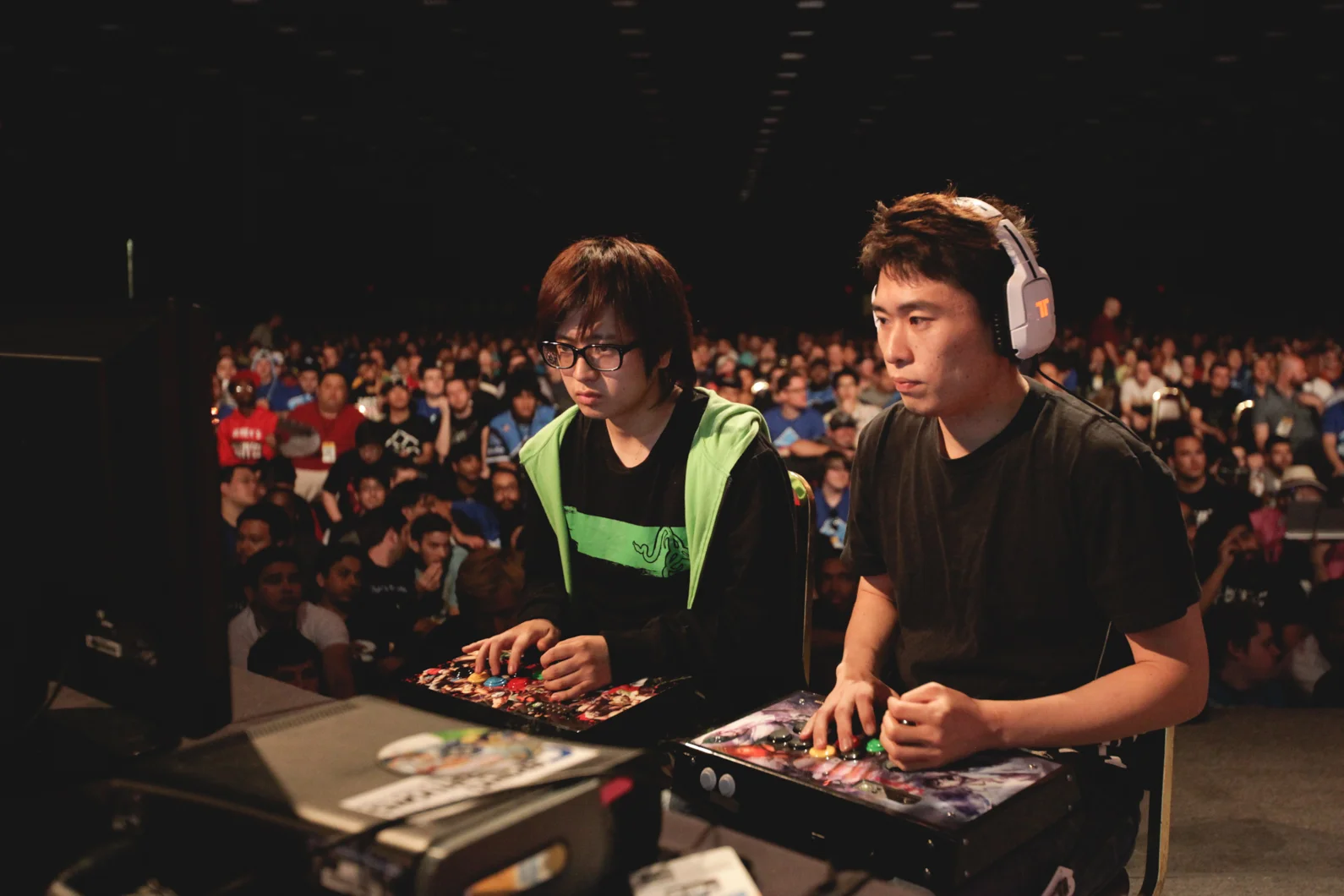 A lot of people play Street Fighter.