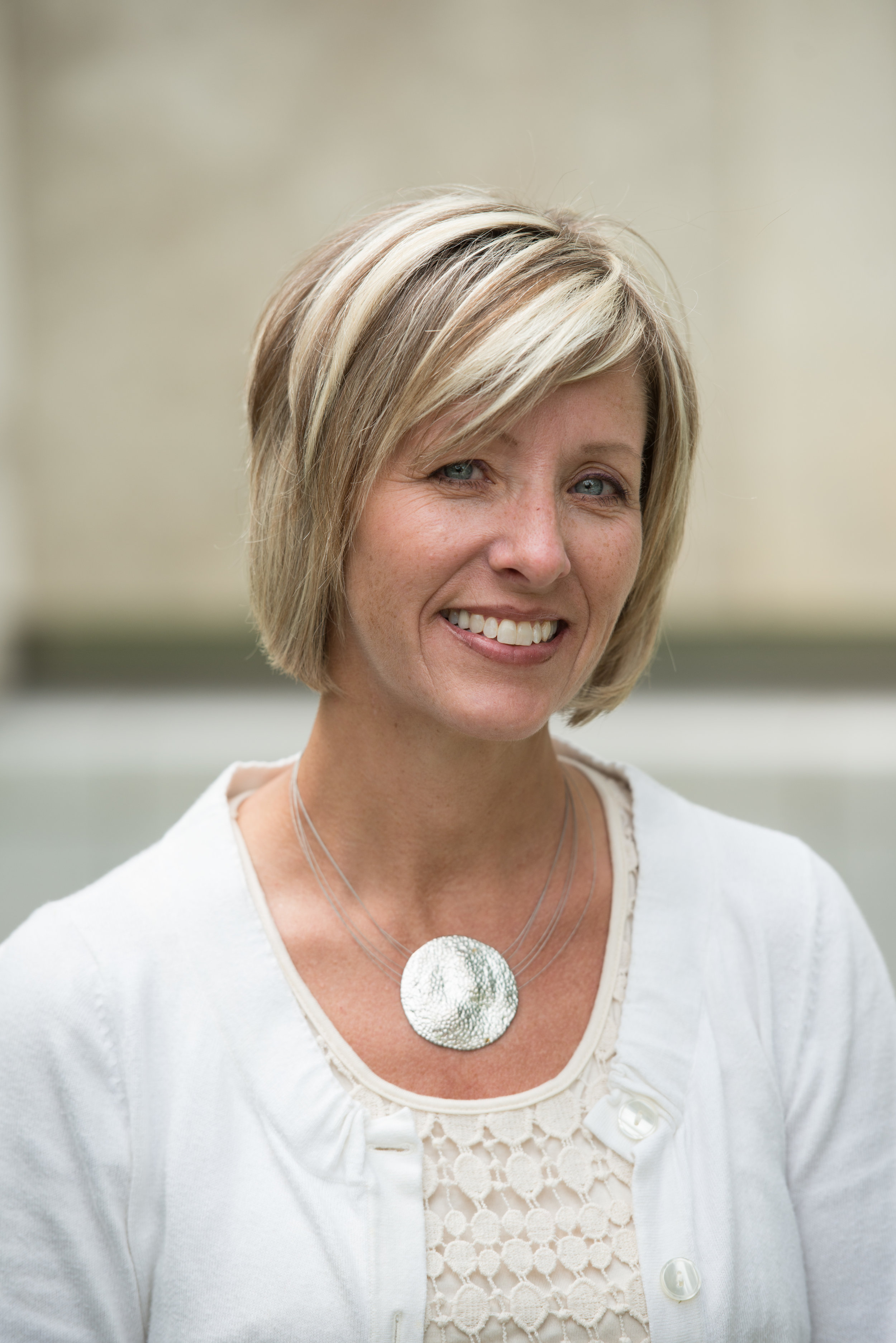 Annette Rose-Popeck - Design Assistant