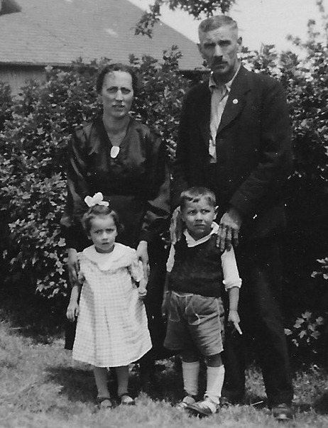 Hans Jais mit Familie, 1939