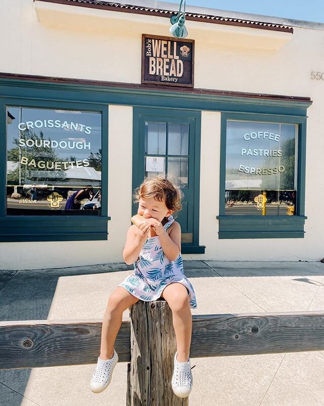 Pit stop for pastries ❤️🥐🥖 [wasn&rsquo;t expecting it but Isla was all about the salami/provolone/roasted peppers/walnut pesto baguette, you go girl 👊🏻]