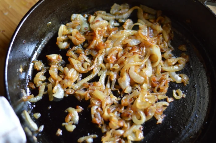 Caramelizing onions