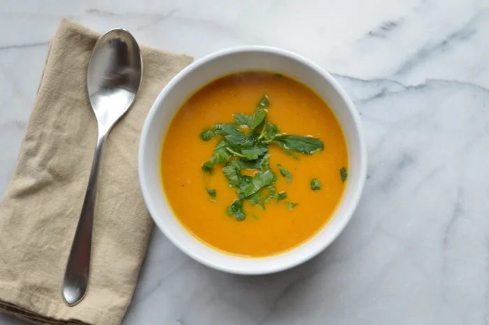 Anti-inflammatory soup to warm you in late winter. 