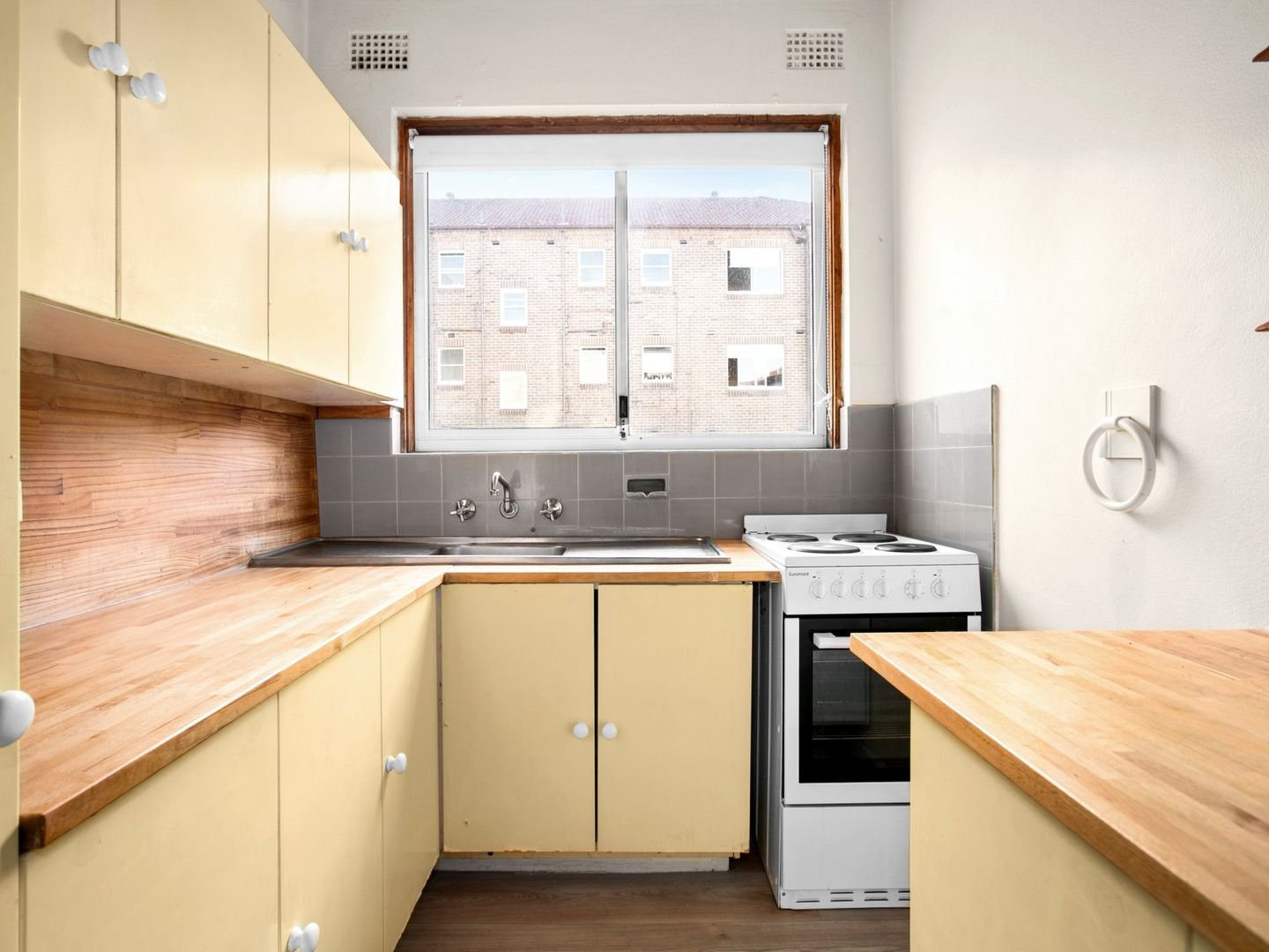 Kitchen.jpeg