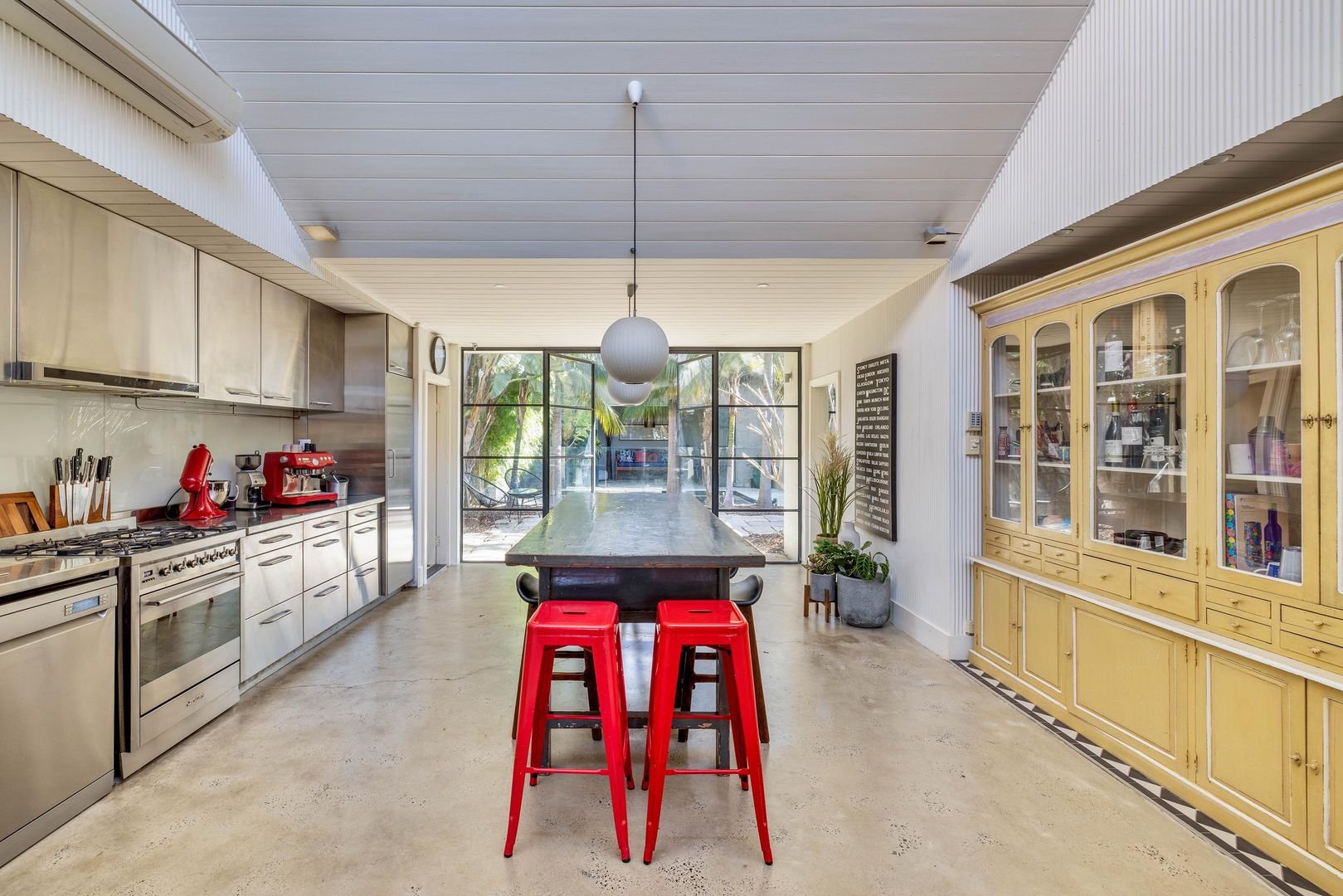 KITCHEN.jpeg