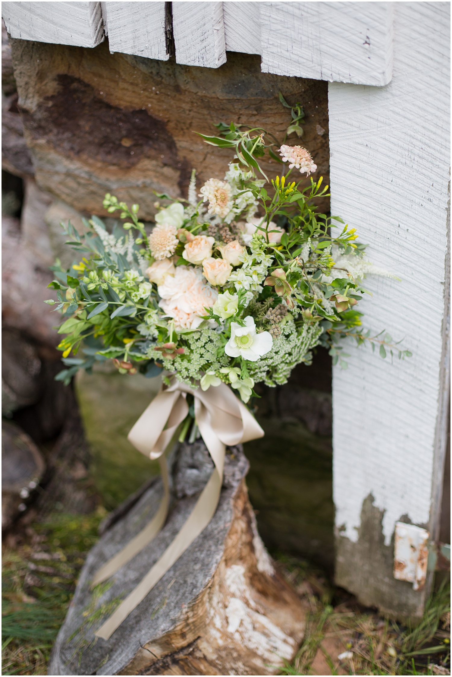 Loose wedding bouquet with dogwood