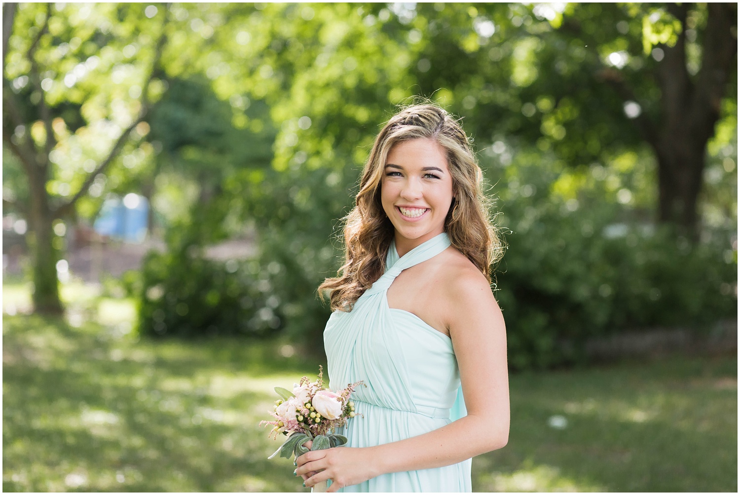 Morris County Wedding | NJ Wedding Photography | Bridesmaid in mint dress