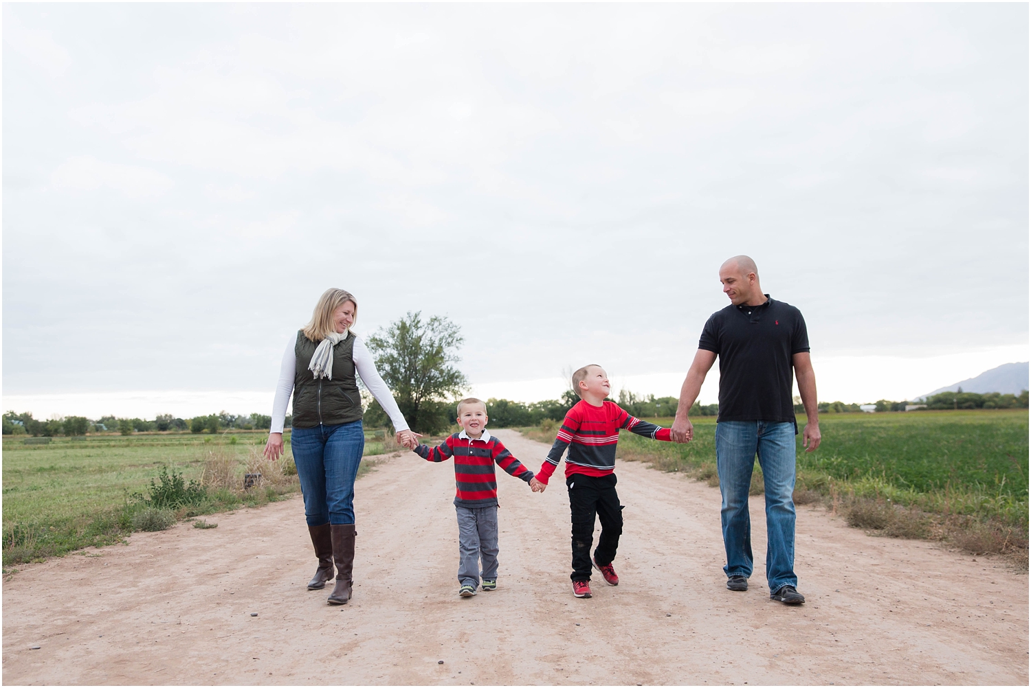 Los Poblanos Open Space Albuquerque Family Photography | Family of four photography