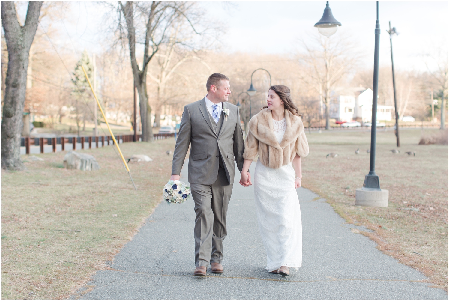 NJOutdoorWinterWedding_0122.jpg