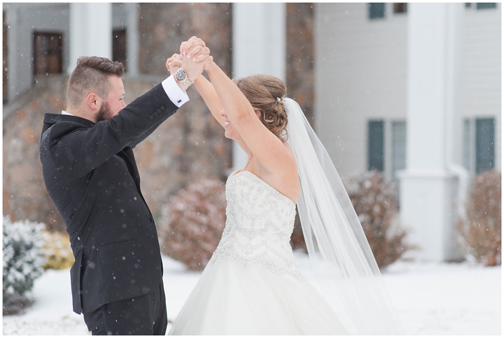 Snowy bride and groom portraits 