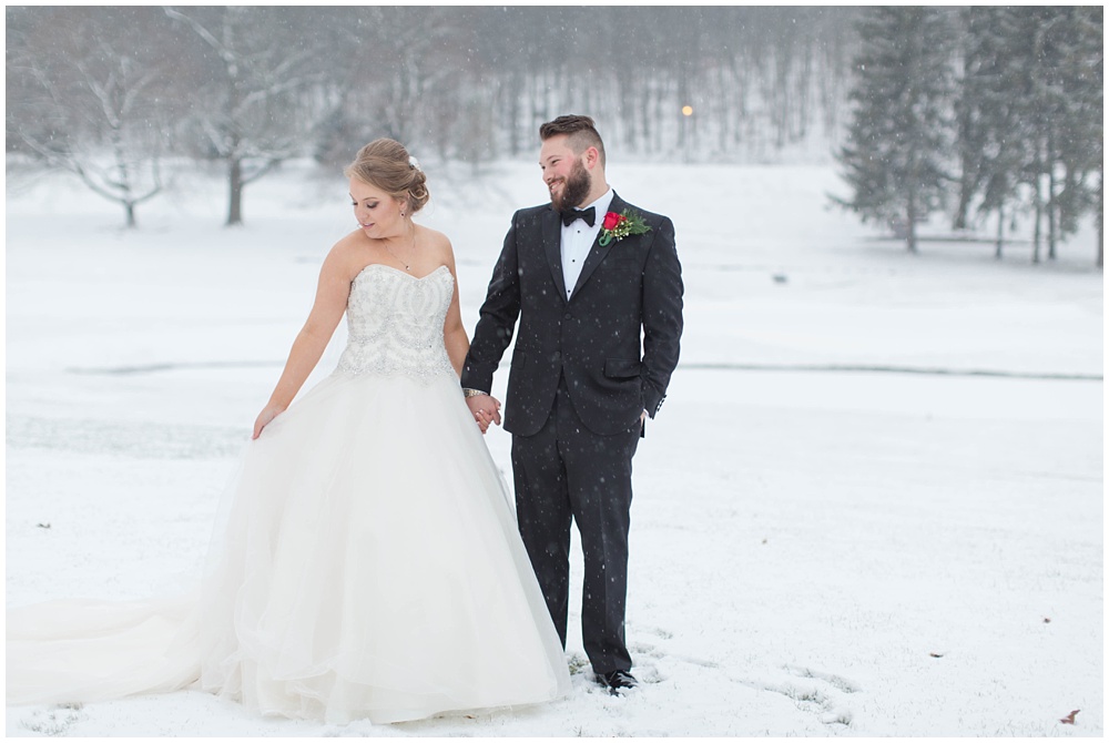 Snowy bride and groom portraits 