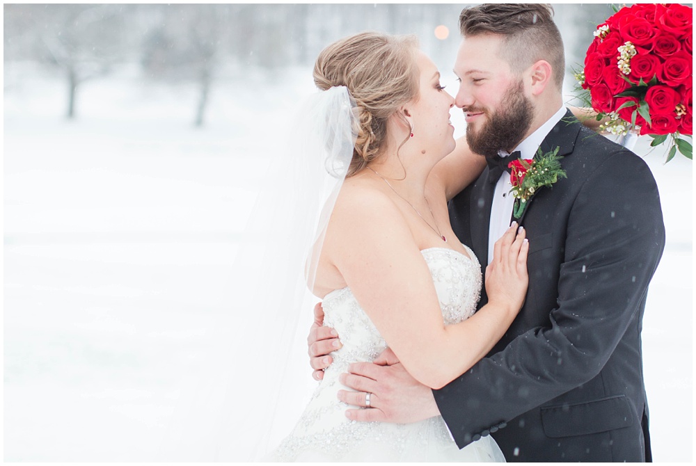 Snowy bride and groom portraits 