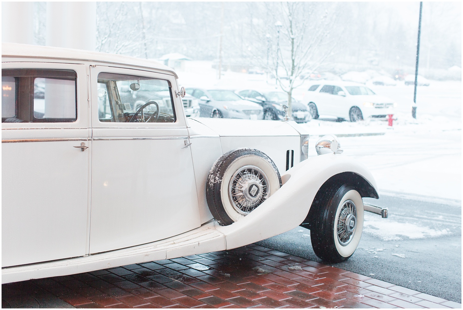 SnowyCanoeBrookCountryClubWedding_0147.jpg