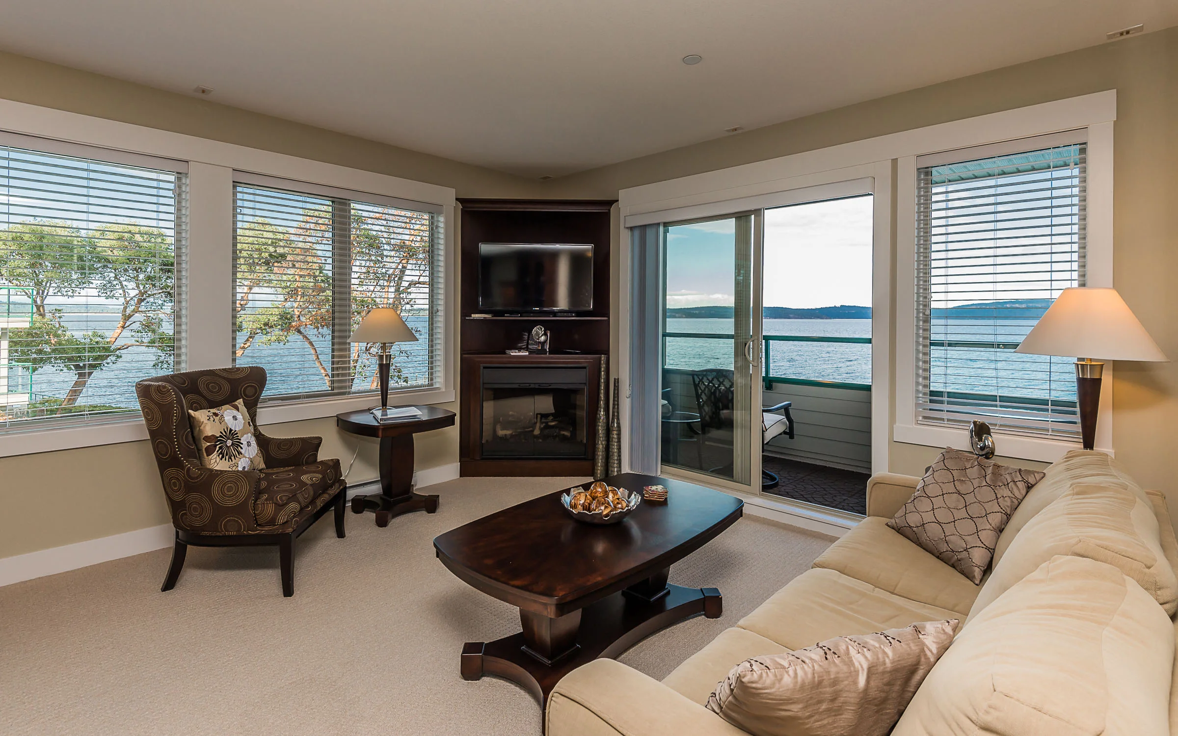 7 living rm view.jpg