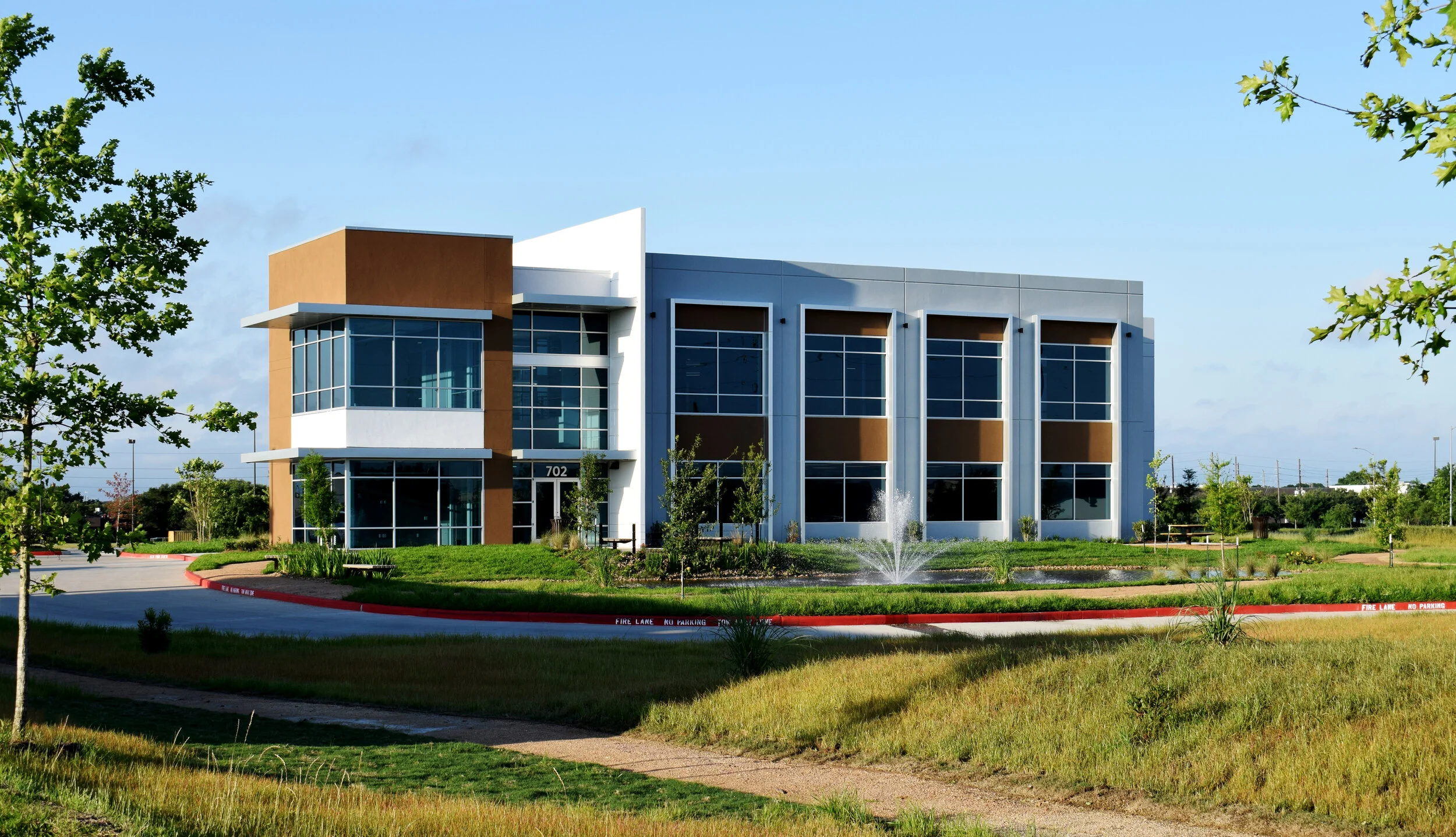 Julie Rivers (2).JPG