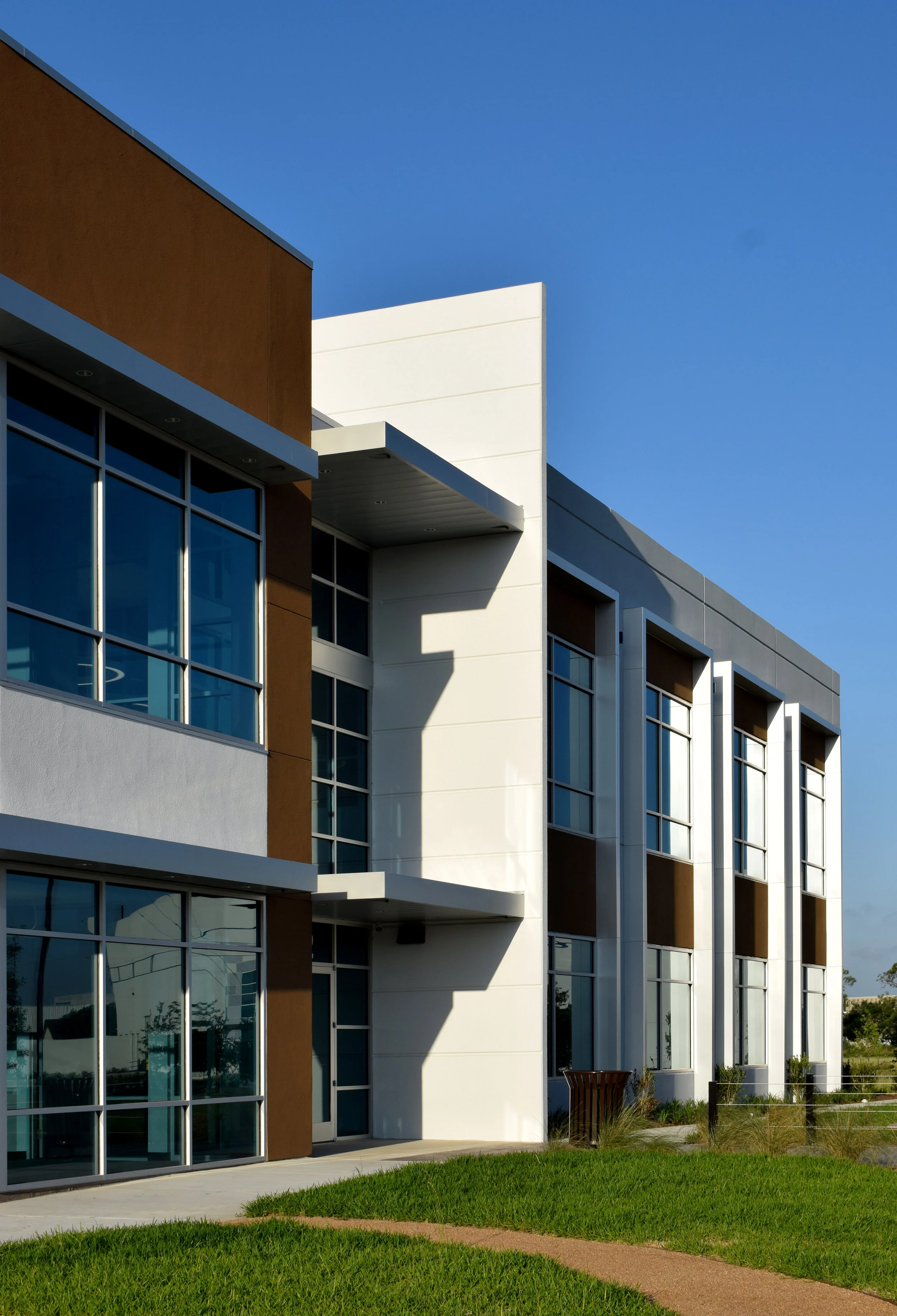 Julie Rivers (3).JPG