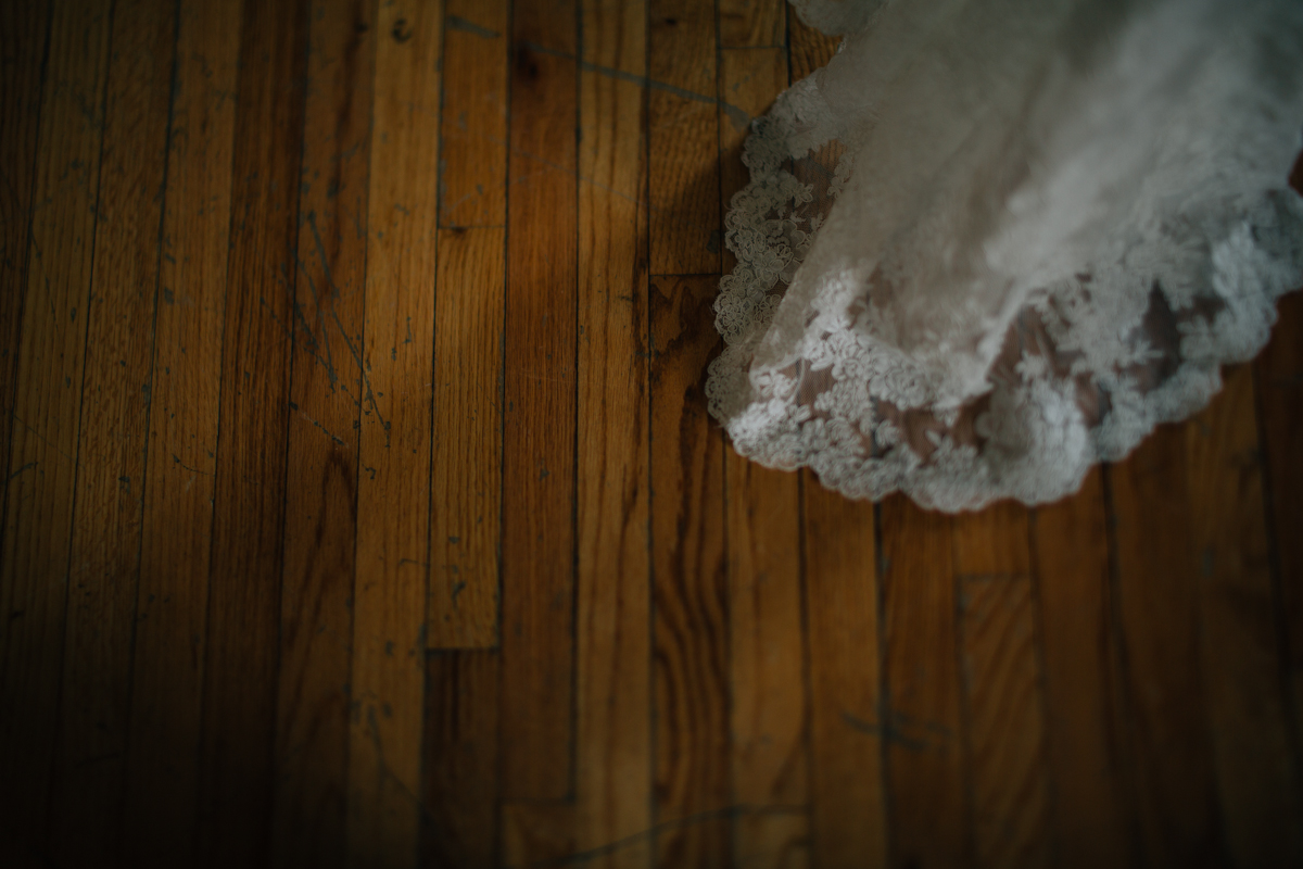 chip and melissa snowhill country club wedding-2.jpg
