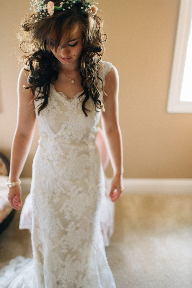 chip and melissa snowhill country club wedding-12.jpg