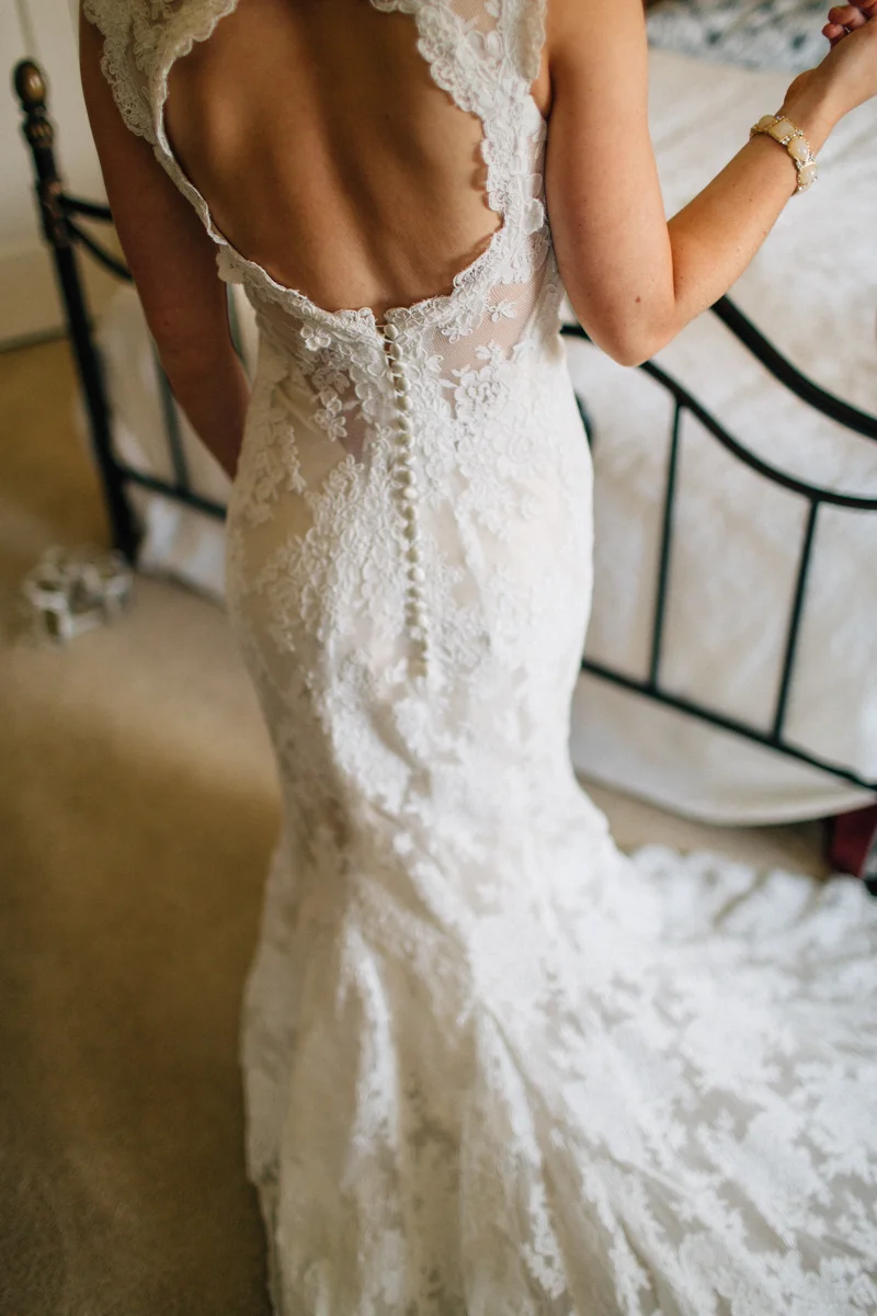 chip and melissa snowhill country club wedding-13.jpg