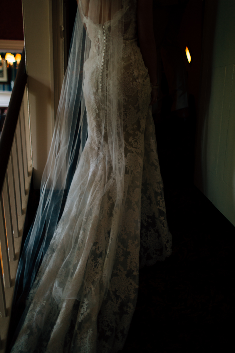 chip and melissa snowhill country club wedding-25.jpg