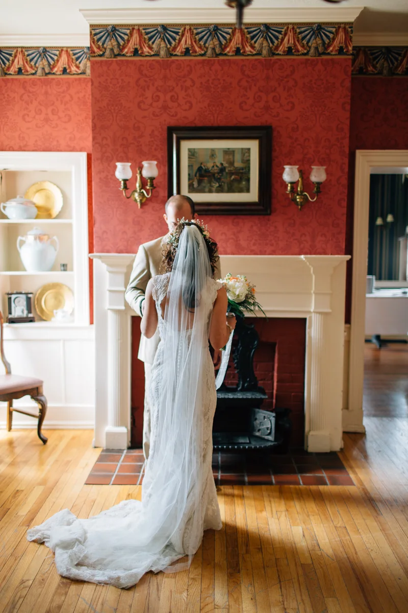 chip and melissa snowhill country club wedding-24.jpg