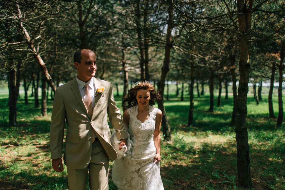 chip and melissa snowhill country club wedding-39.jpg