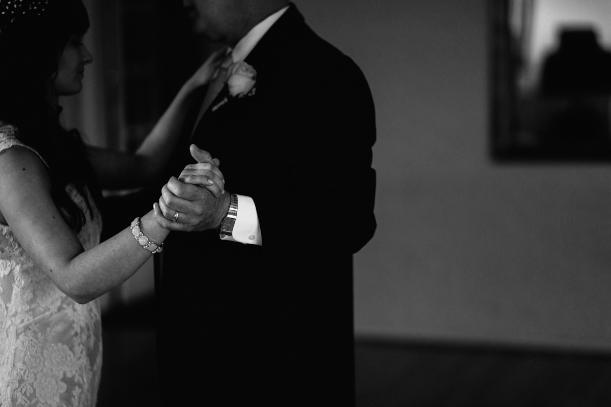 chip and melissa snowhill country club wedding-61.jpg