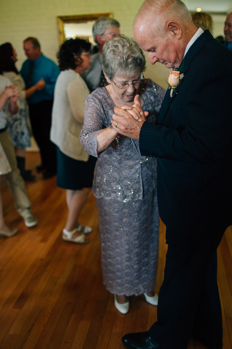 chip and melissa snowhill country club wedding-66.jpg