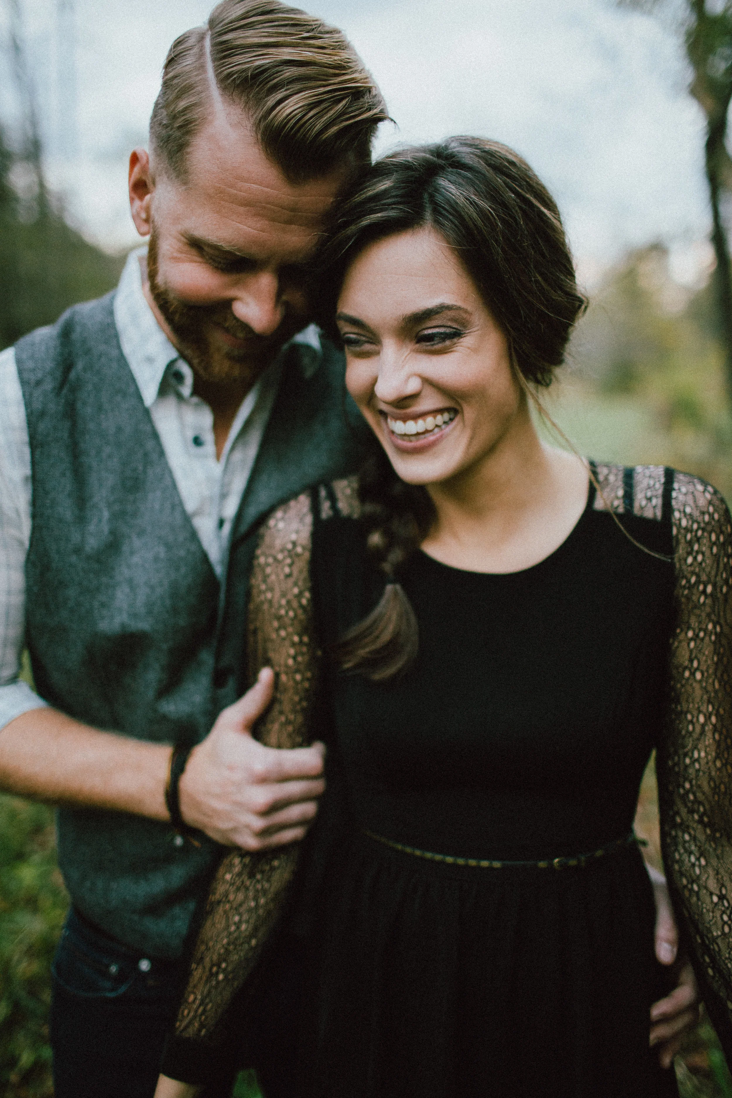 jeff and bryn at sugarcreek metropark ohio-21.jpg