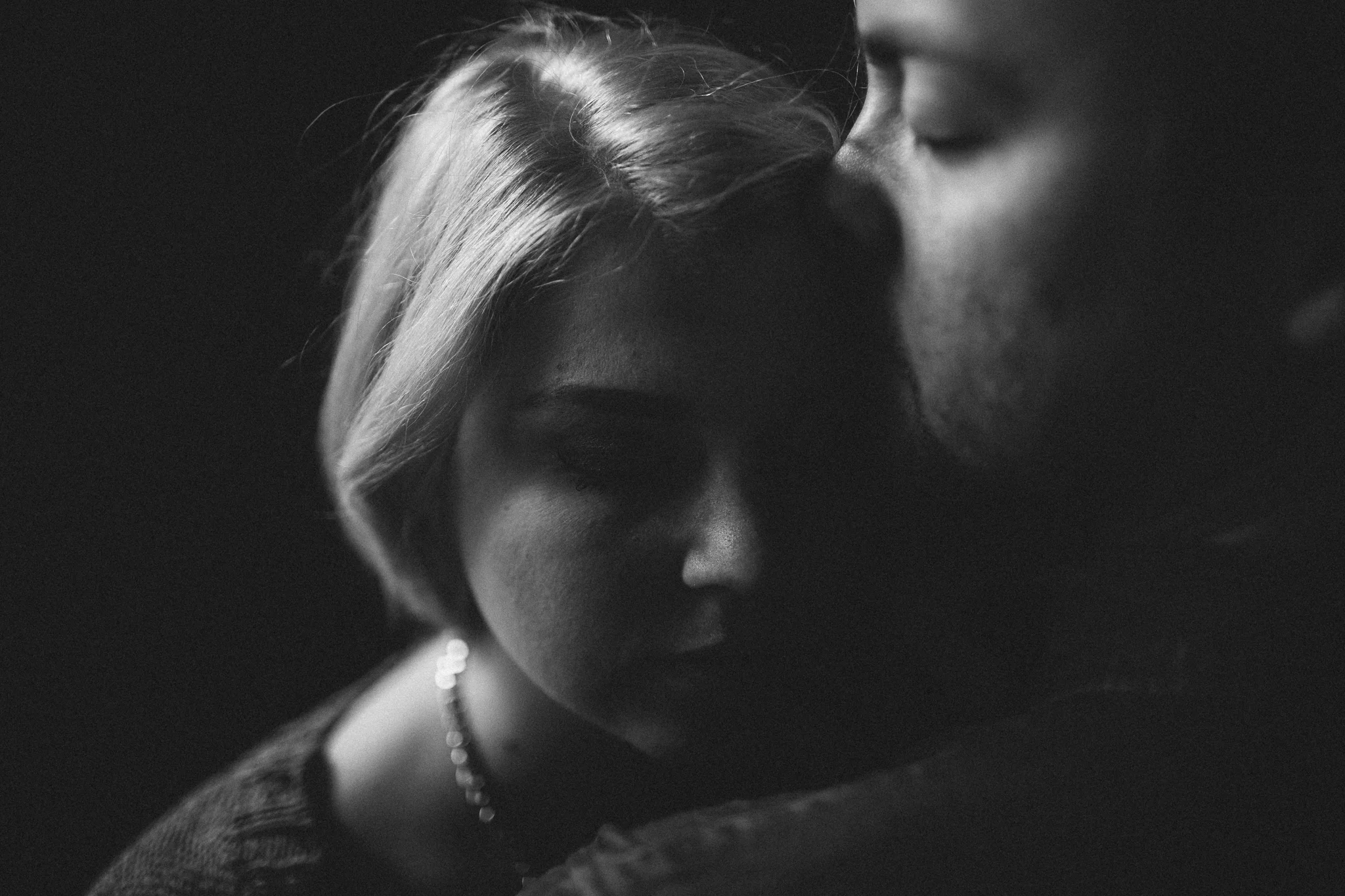 sarah cusson photography cincinnati engagement portrait photography-05.jpg