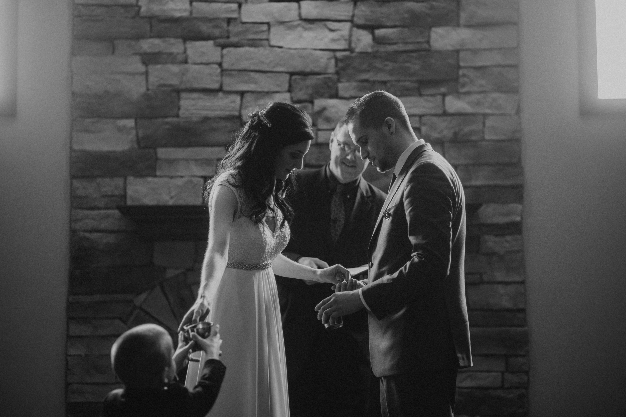 sarahcussonphotography_columbuswedding_matthewandkenzie-15.jpg