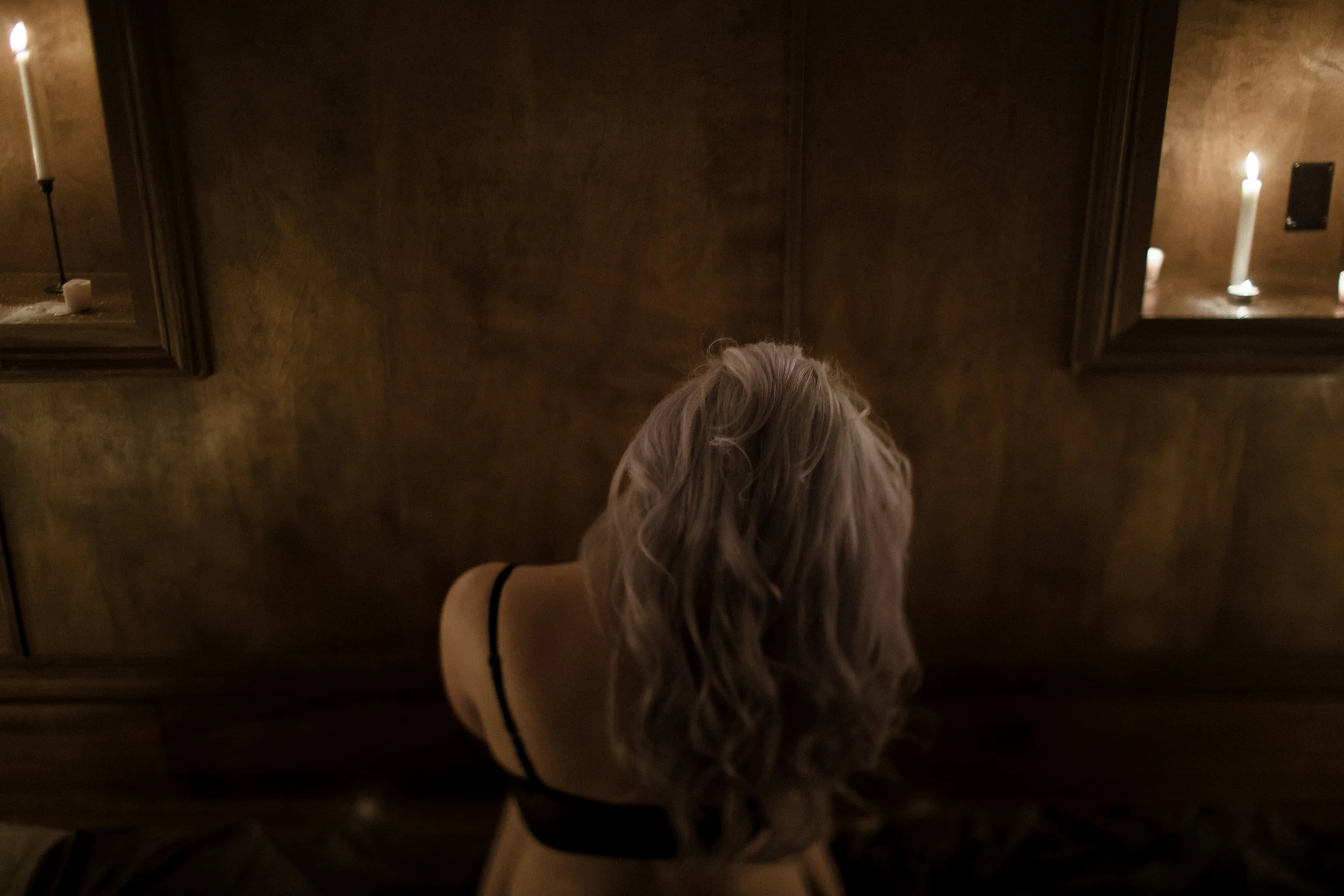 sarahcussonphotography_candlelightboudoir-3.jpg