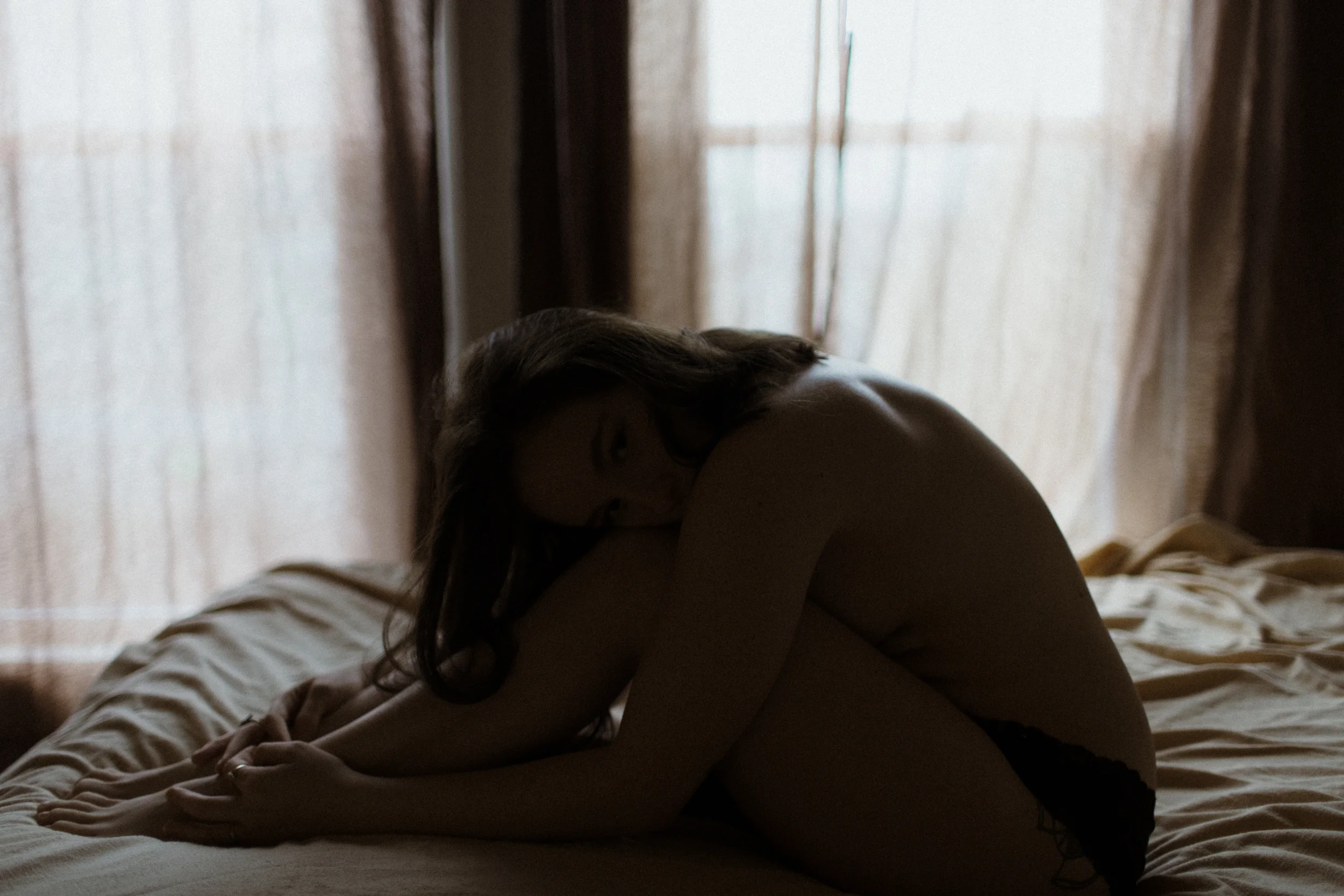 hana boudoir-90.jpg