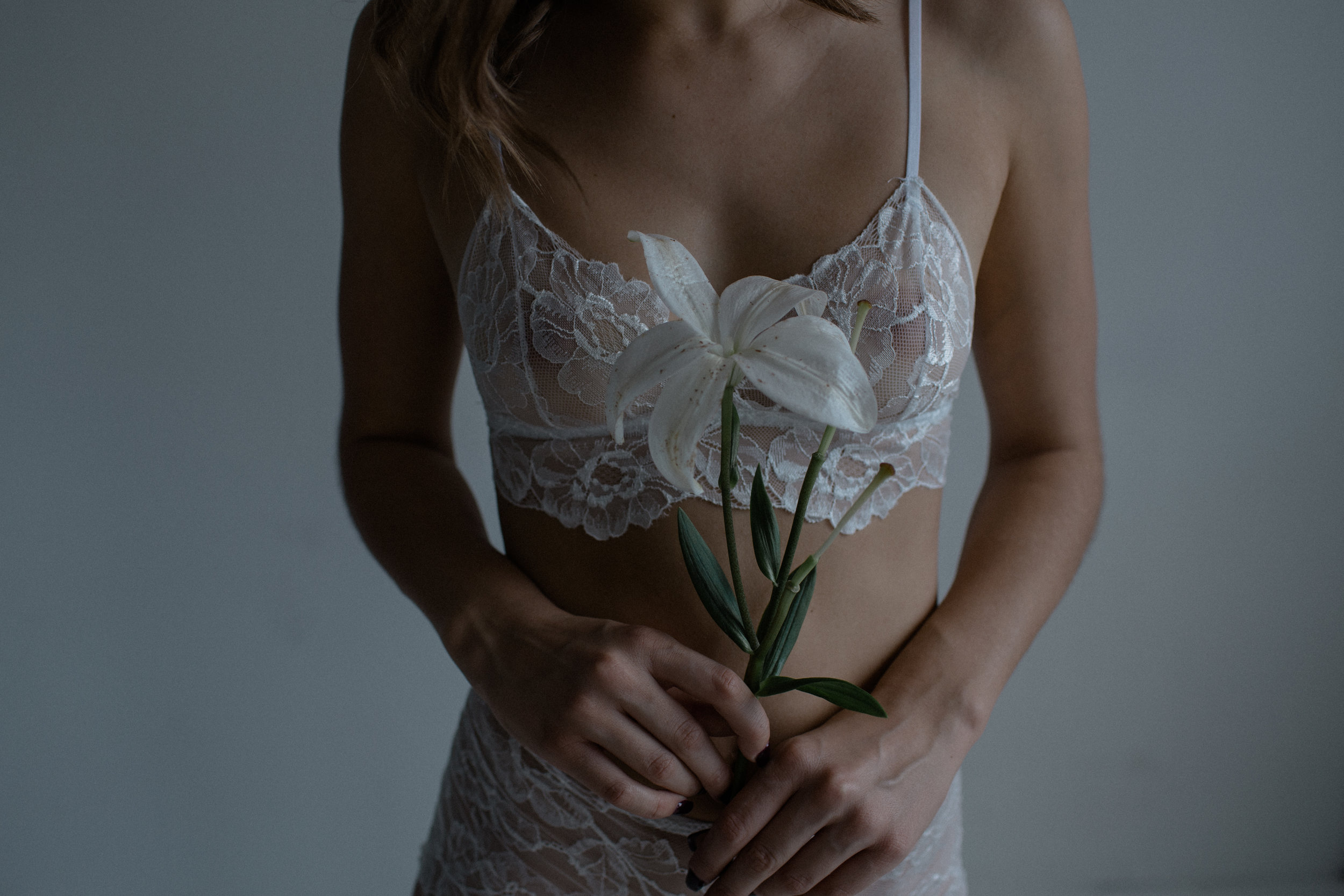 white lace lingerie ava set isadore intimates ohio editorial photographer