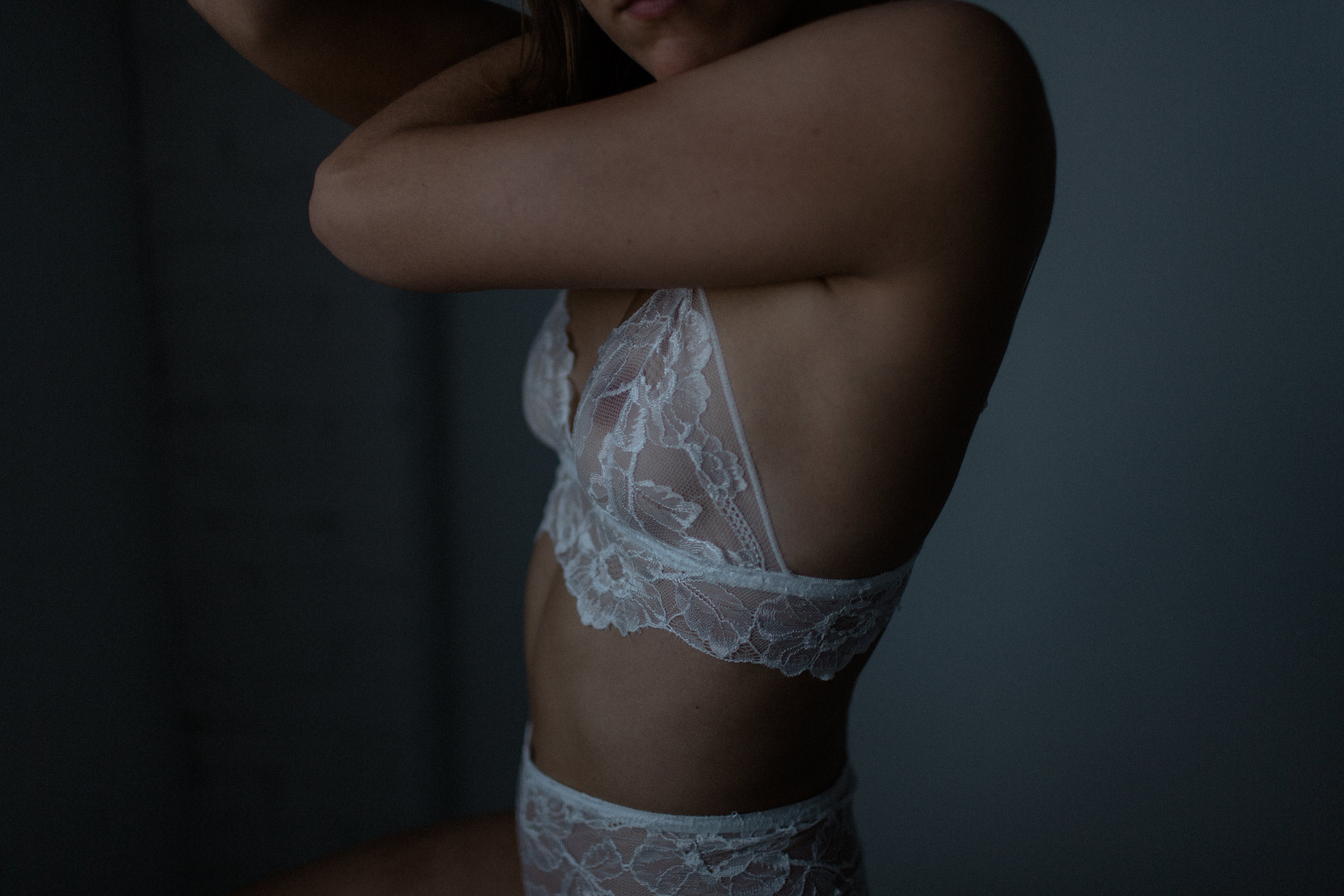 jenna for isadore intimates lingerie editorial photography by sarah rose based in columbus ohio cincinnati ohio dayton ohio