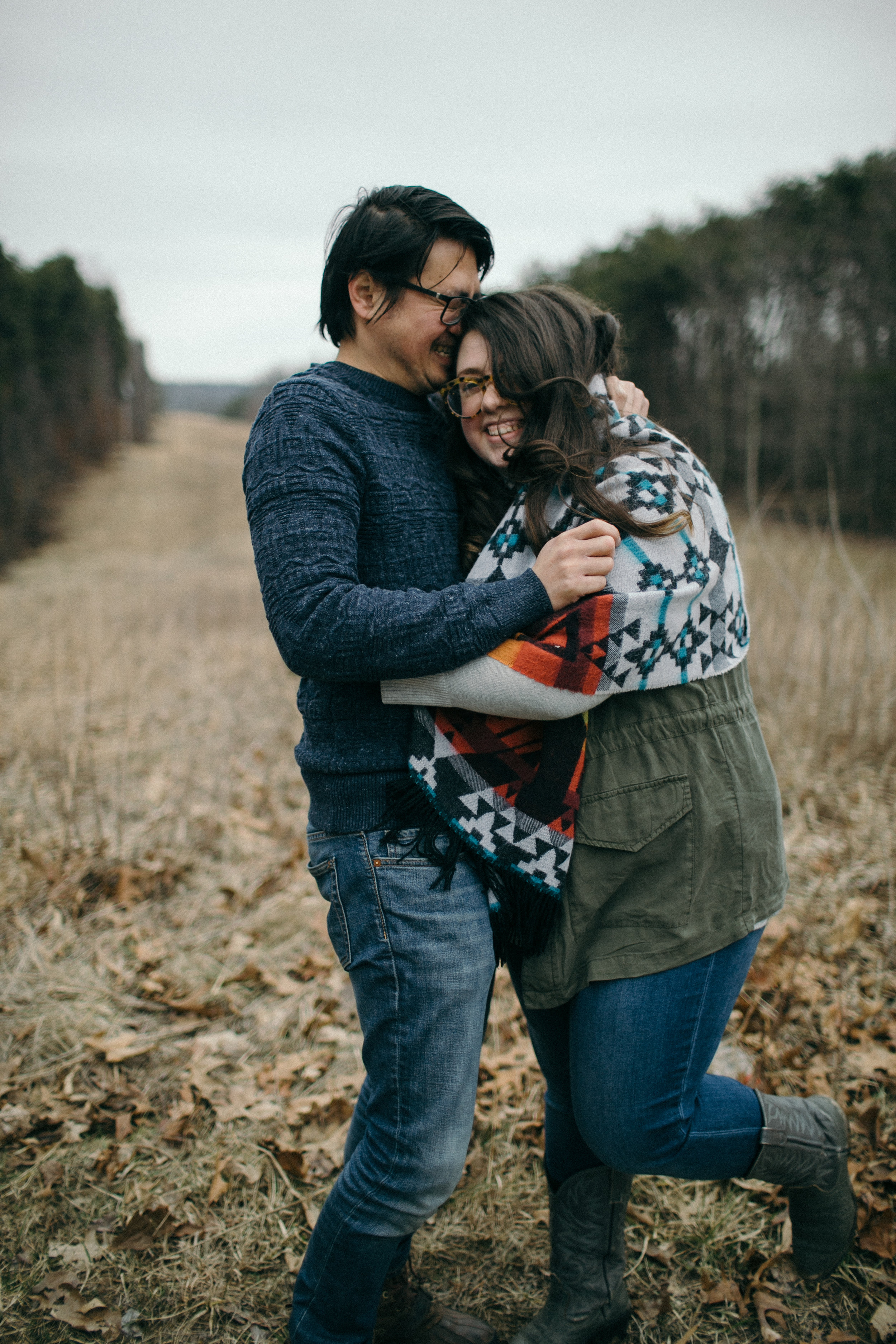 jake and krysti dayton ohio engagement photographer sarah rose hocking hills