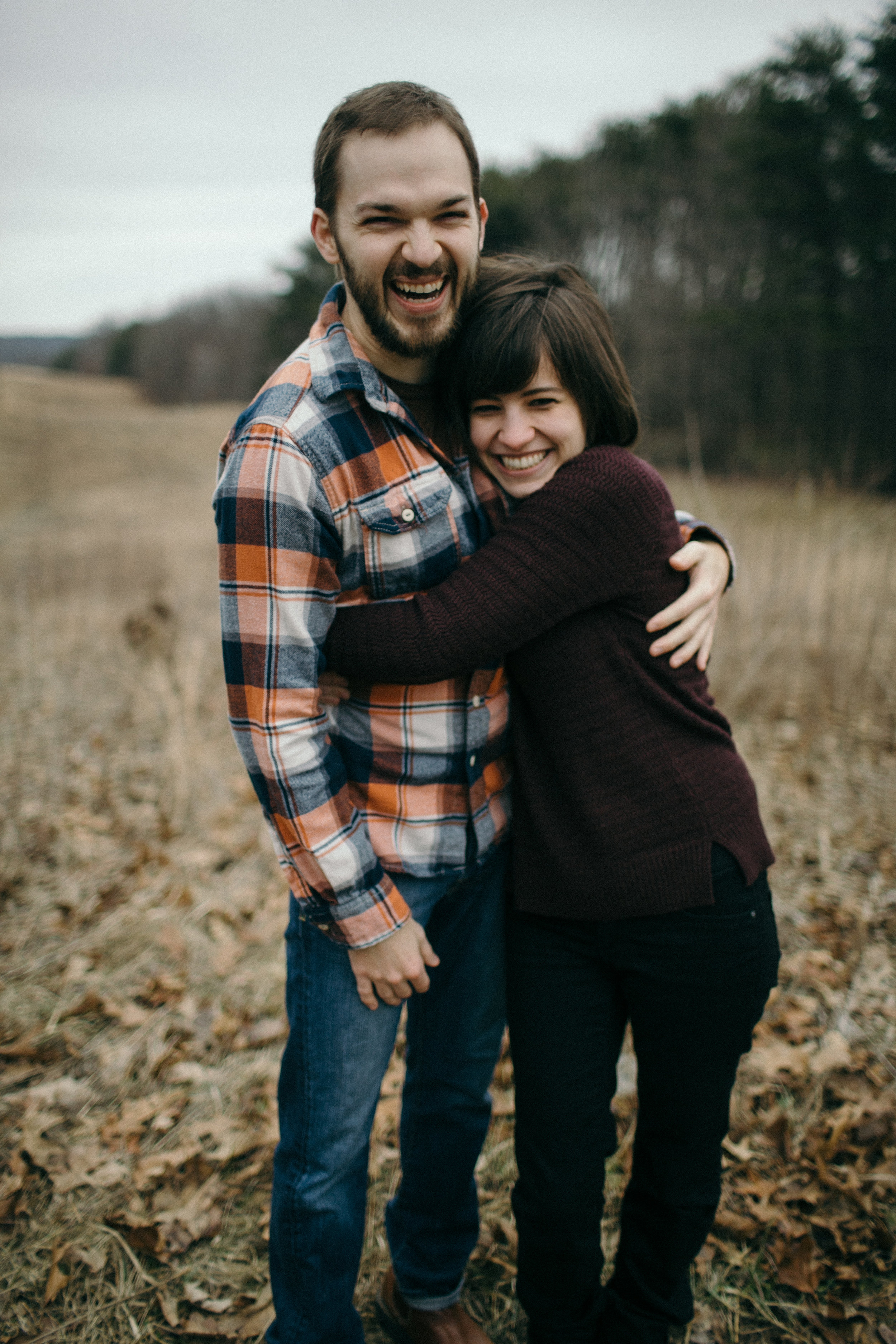 jake and krysti cincinnati ohio engagement photographer sarah rose hocking hills