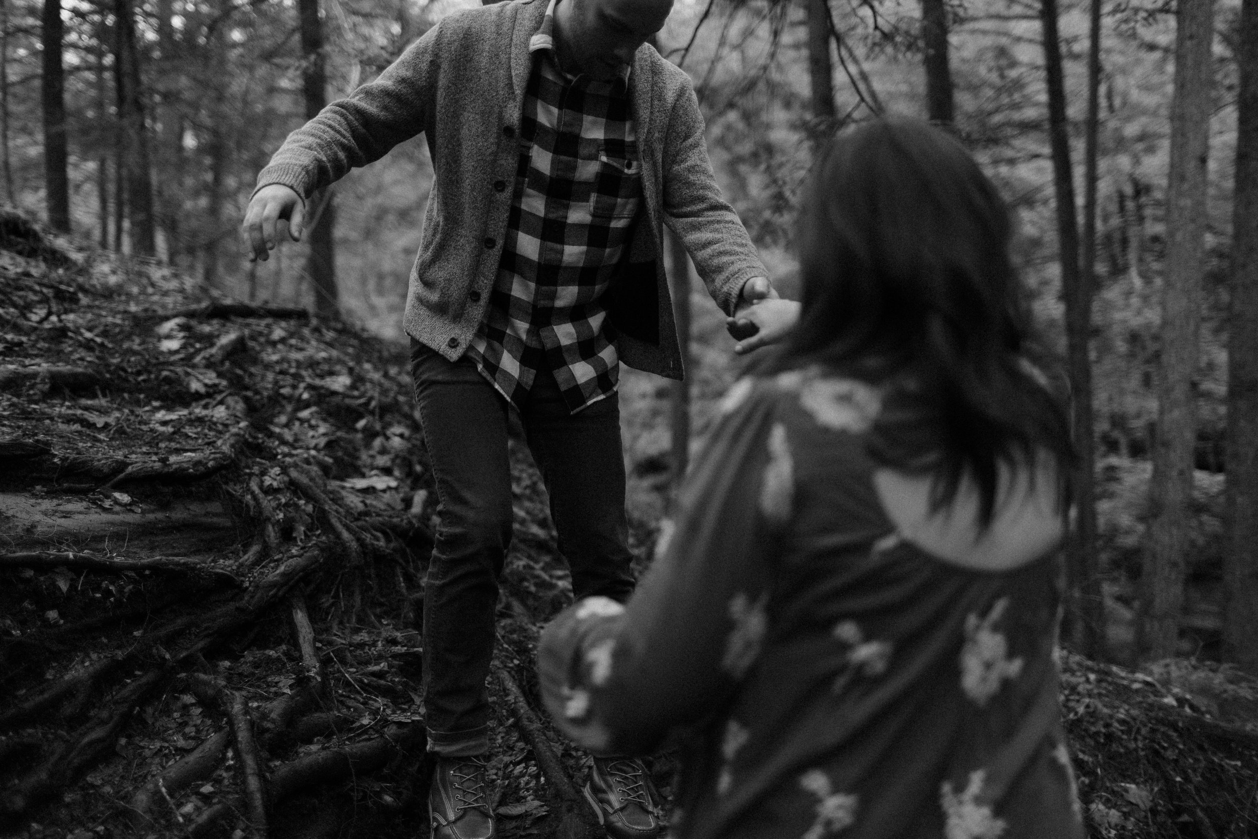 jake and krysti hocking hills ohio wedding photography by sarah rose