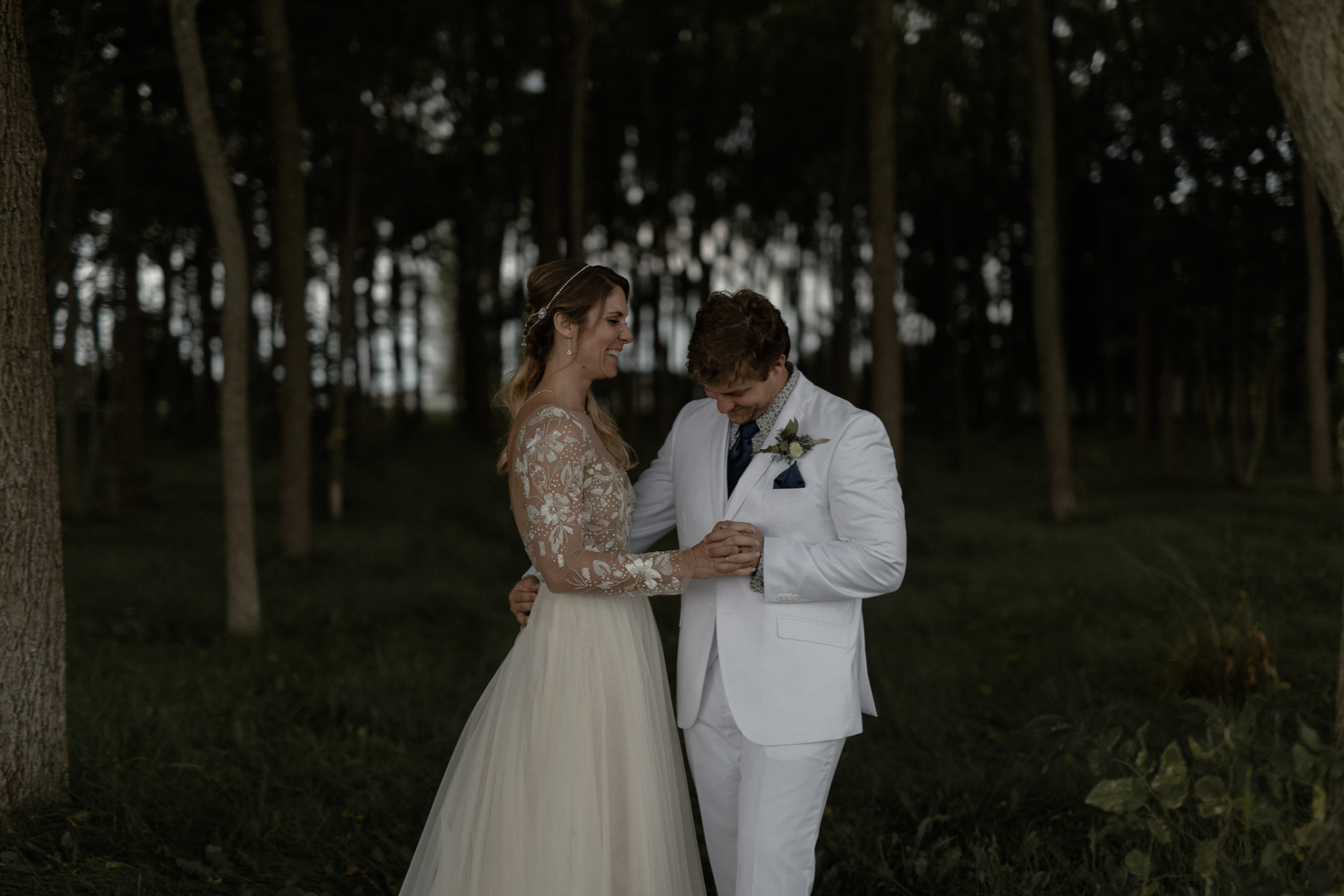 canyon run ranch wedding bohemian wedding photographer ohio bohemian wedding dayton ohio wedding photographer columbus ohio wedding photographer sarah rose hayley paige wedding gown